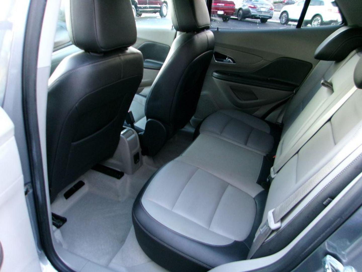 2015 GRAY BUICK ENCORE PREMIUM (KL4CJHSB2FB) with an 1.4L engine, Automatic transmission, located at 501 E. Columbia St., Springfield, OH, 45503, (800) 262-7122, 39.925262, -83.801796 - *** 1 Owner *** 30 Service Records *** Premium *** All Wheel Drive *** Serviced and Detailed *** Back Up Camera *** Heated Leather Seating *** Bose Audio *** Jay North Auto has offered hand picked vehicles since 1965! Our customer's enjoy a NO pressure buying experience with a small town feel. - Photo#9