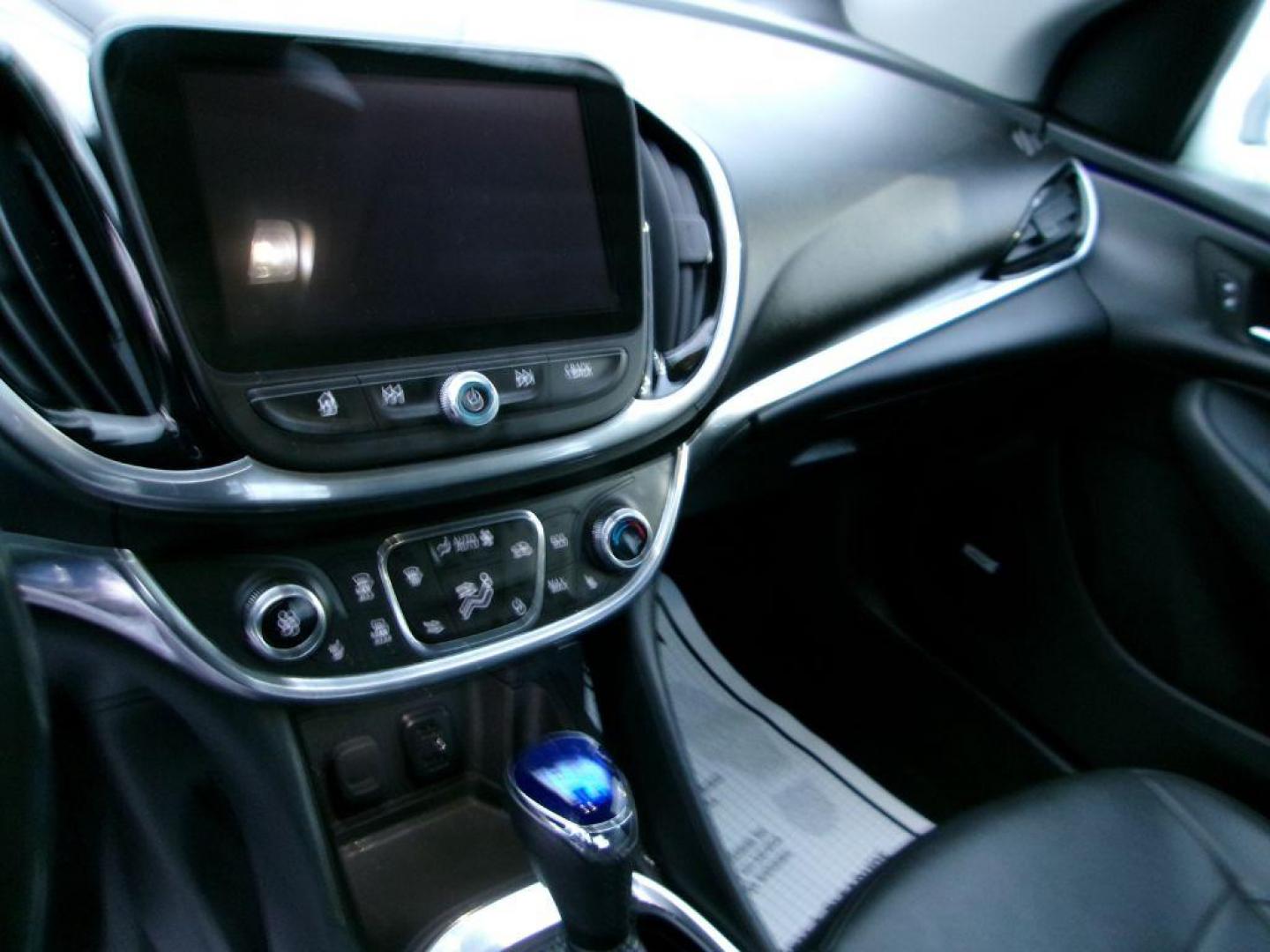 2018 GRAY CHEVROLET VOLT PREMIER (1G1RD6S5XJU) with an 1.5L engine, Automatic transmission, located at 501 E. Columbia St., Springfield, OH, 45503, (800) 262-7122, 39.925262, -83.801796 - Photo#11