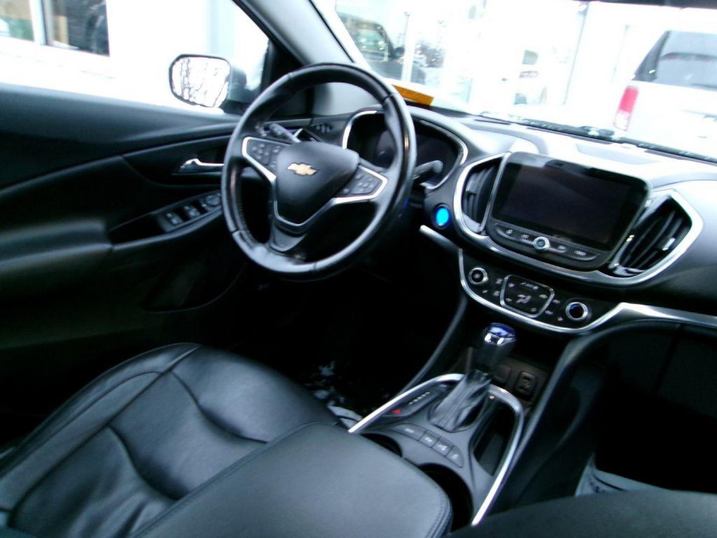 2018 GRAY CHEVROLET VOLT PREMIER (1G1RD6S5XJU) with an 1.5L engine, Automatic transmission, located at 501 E. Columbia St., Springfield, OH, 45503, (800) 262-7122, 39.925262, -83.801796 - Photo#13