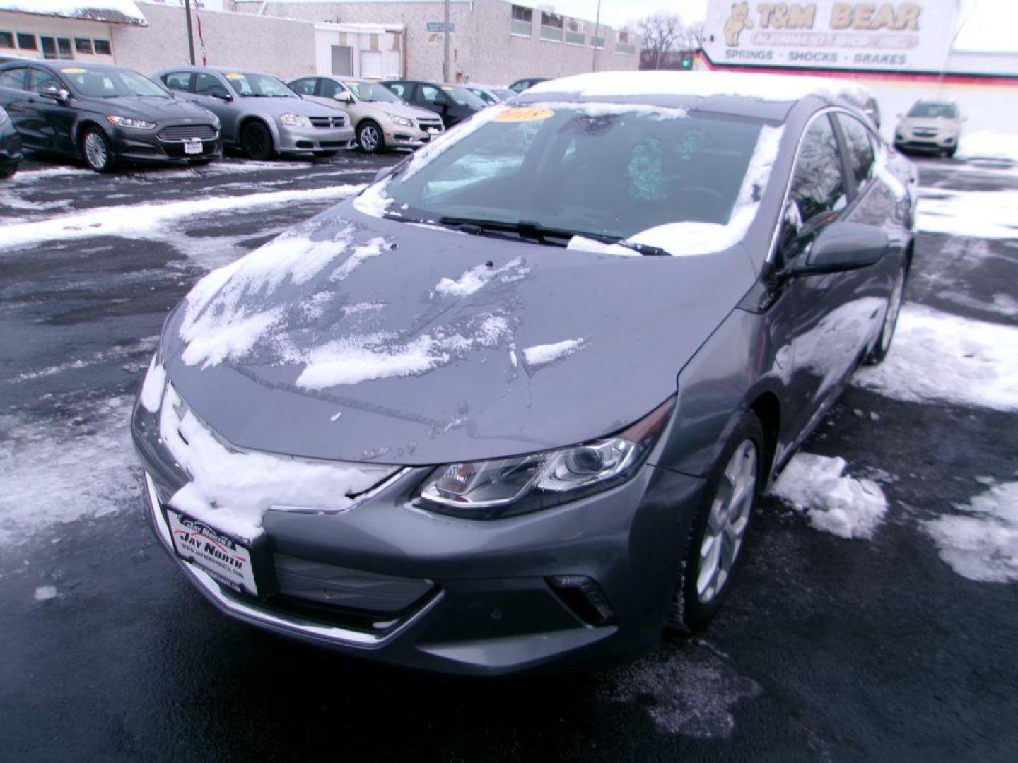 2018 GRAY CHEVROLET VOLT PREMIER (1G1RD6S5XJU) with an 1.5L engine, Automatic transmission, located at 501 E. Columbia St., Springfield, OH, 45503, (800) 262-7122, 39.925262, -83.801796 - Photo#2