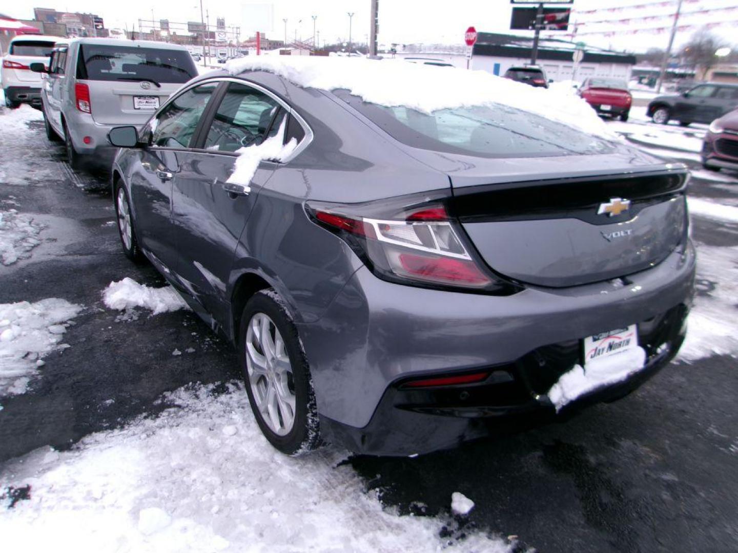 2018 GRAY CHEVROLET VOLT PREMIER (1G1RD6S5XJU) with an 1.5L engine, Automatic transmission, located at 501 E. Columbia St., Springfield, OH, 45503, (800) 262-7122, 39.925262, -83.801796 - Photo#3