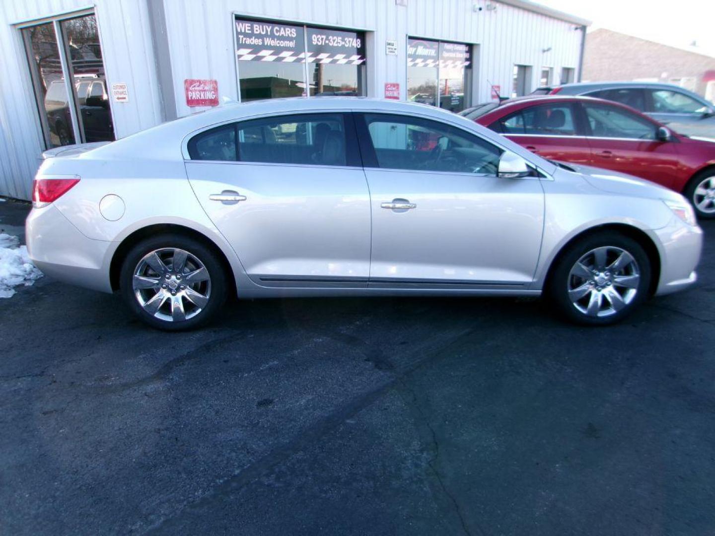 2011 SILVER BUICK LACROSSE CXL (1G4GC5EC5BF) with an 2.4L engine, Automatic transmission, located at 501 E. Columbia St., Springfield, OH, 45503, (800) 262-7122, 39.925262, -83.801796 - Photo#0