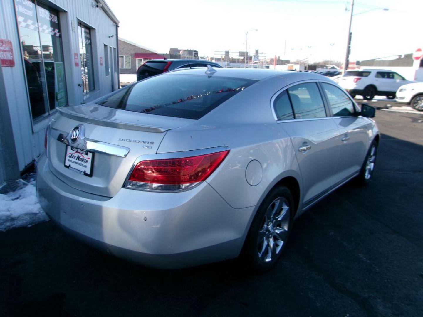 2011 SILVER BUICK LACROSSE CXL (1G4GC5EC5BF) with an 2.4L engine, Automatic transmission, located at 501 E. Columbia St., Springfield, OH, 45503, (800) 262-7122, 39.925262, -83.801796 - Photo#4