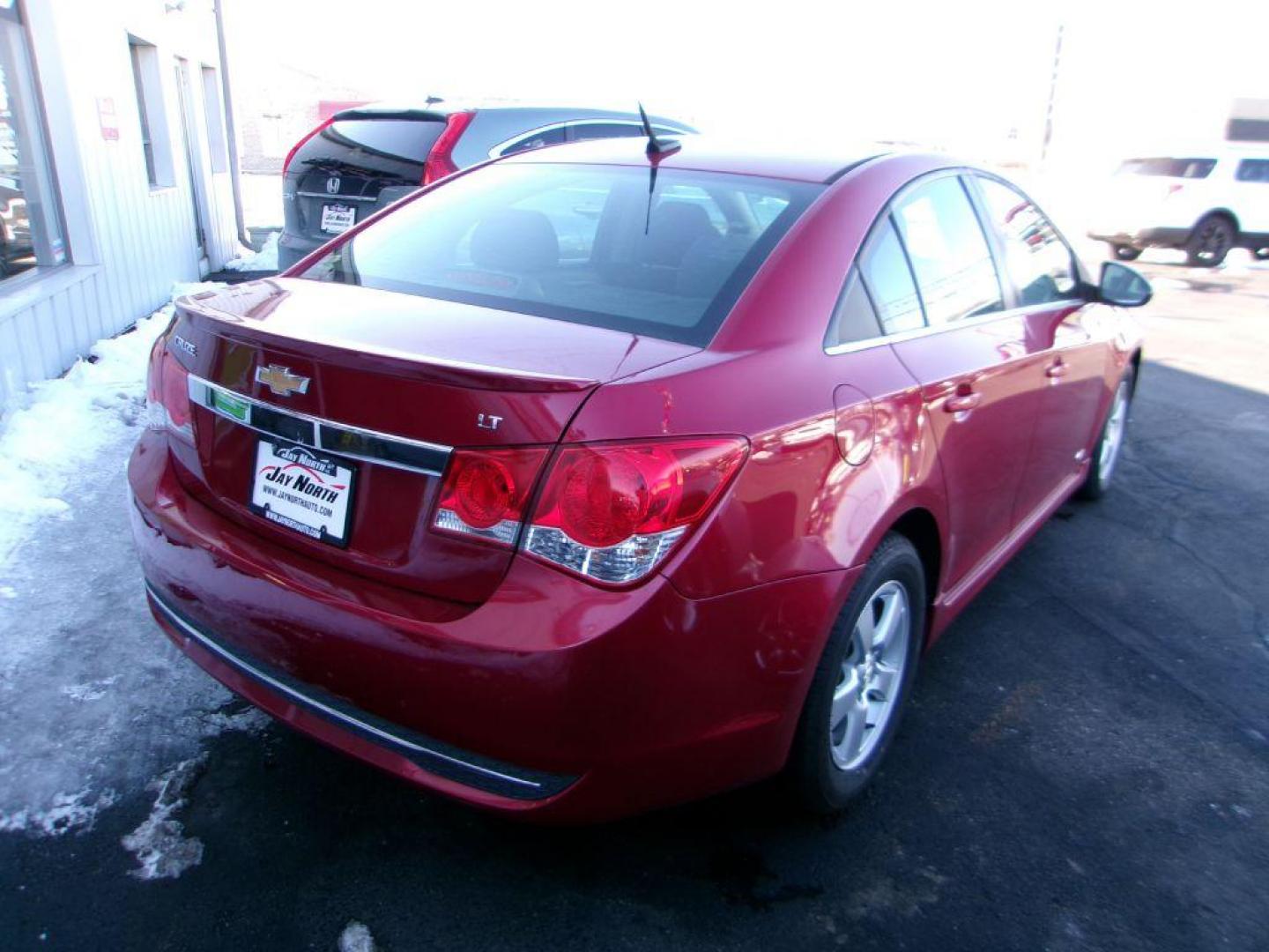 2014 RED CHEVROLET CRUZE LT (1G1PC5SB0E7) with an 1.4L engine, Automatic transmission, located at 501 E. Columbia St., Springfield, OH, 45503, (800) 262-7122, 39.925262, -83.801796 - Photo#3