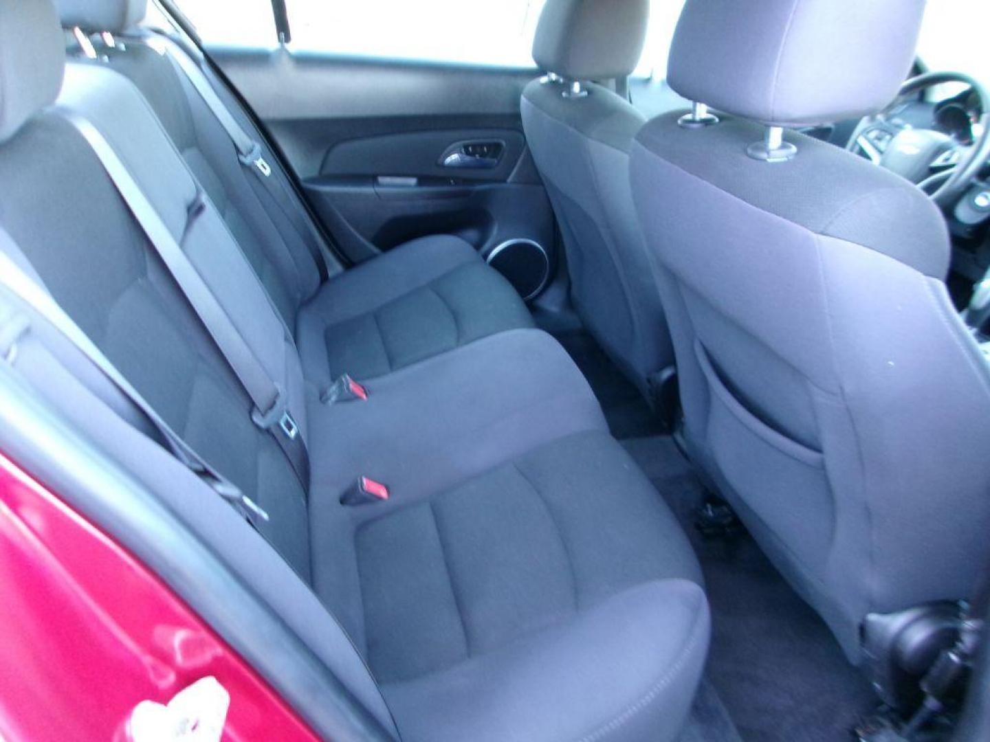 2014 RED CHEVROLET CRUZE LT (1G1PC5SB0E7) with an 1.4L engine, Automatic transmission, located at 501 E. Columbia St., Springfield, OH, 45503, (800) 262-7122, 39.925262, -83.801796 - Photo#6