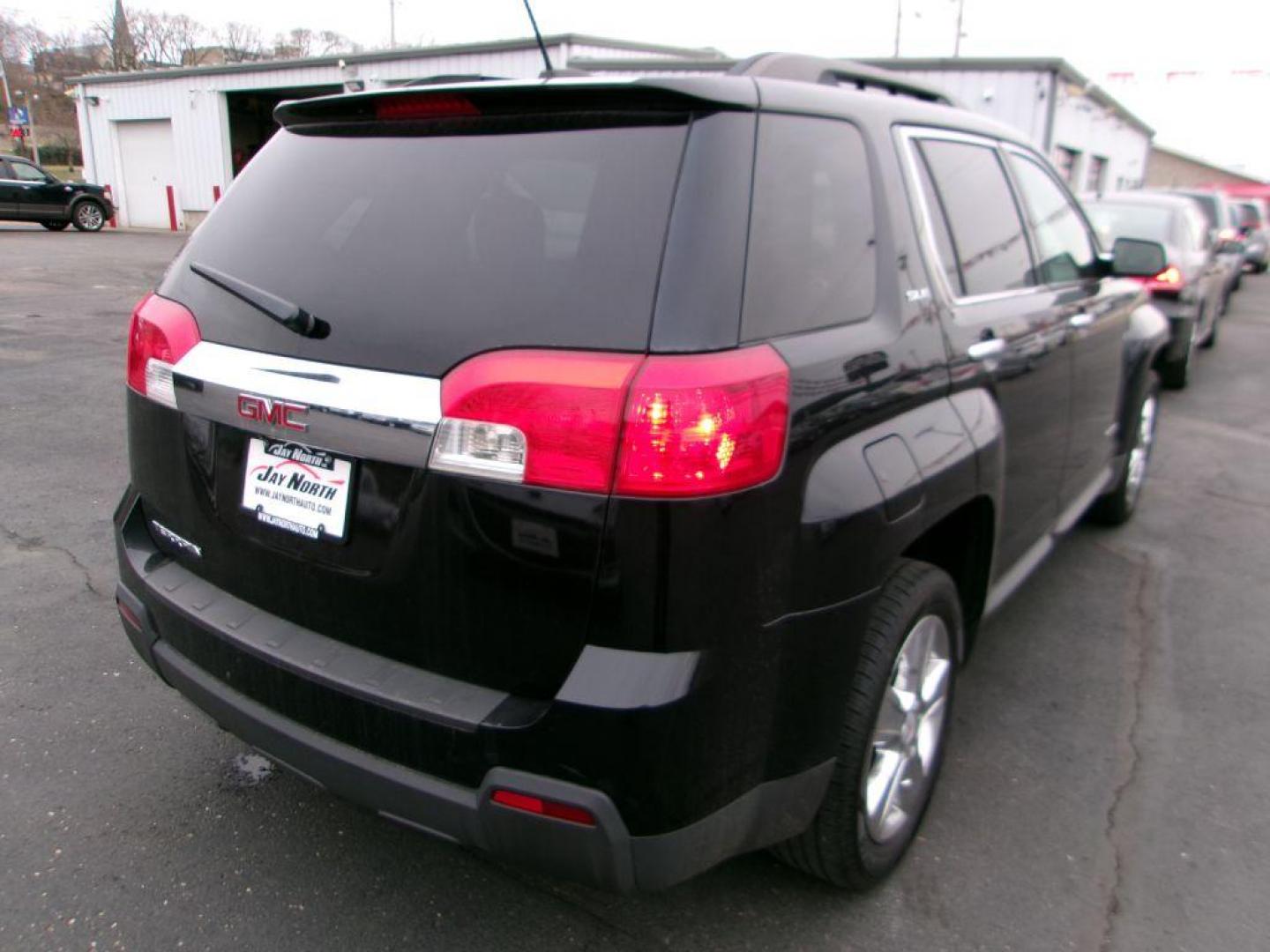 2015 BLACK GMC TERRAIN SLE (2GKALREK6F6) with an 2.4L engine, Automatic transmission, located at 501 E. Columbia St., Springfield, OH, 45503, (800) 262-7122, 39.925262, -83.801796 - *** SLE *** 2.4L FWD *** Heated Seats *** Back Up Camera *** Remote Start *** Moonroof *** Jay North Auto has offered hand picked vehicles since 1965! Our customer's enjoy a NO pressure buying experience with a small town feel. All of our vehicles get fully inspected and detailed. We are a pref - Photo#4