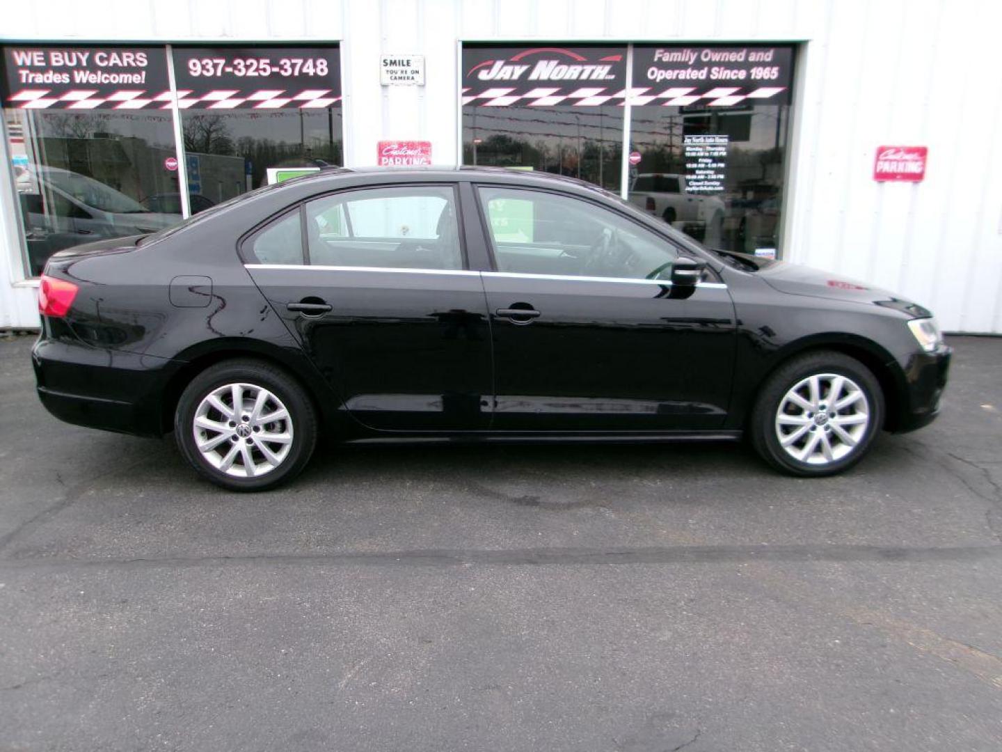 2013 BLACK VOLKSWAGEN JETTA SE (3VWDP7AJ2DM) with an 2.5L engine, Automatic transmission, located at 501 E. Columbia St., Springfield, OH, 45503, (800) 262-7122, 39.925262, -83.801796 - Photo#0