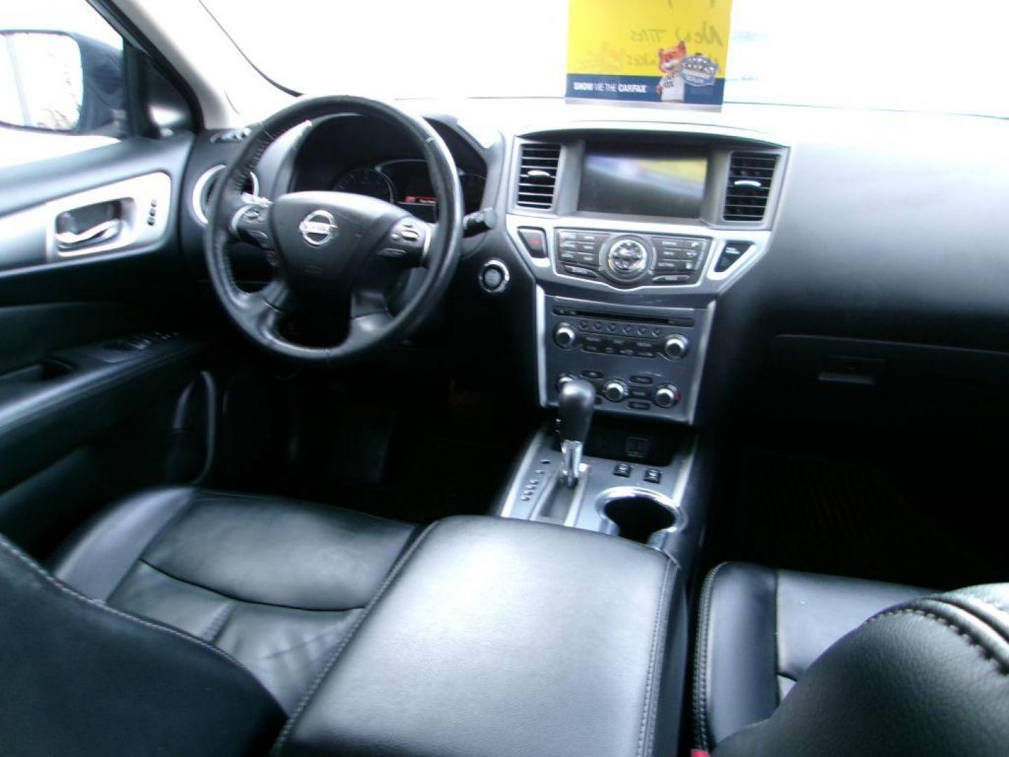 2018 SILVER NISSAN PATHFINDER SL (5N1DR2MM7JC) with an 3.5L engine, Continuously Variable transmission, located at 501 E. Columbia St., Springfield, OH, 45503, (800) 262-7122, 39.925262, -83.801796 - ***Clean Carfax***New Tires***New Front and Rear Pads and Rotors***SL***Heated leather Seating***Moonroof***3rd Row Seating***Serviced and Detailed*** Heated Steering Wheel *** Blind Spot *** Jay North Auto has offered hand picked vehicles since 1965! Our customer's enjoy a NO pressure buying - Photo#8
