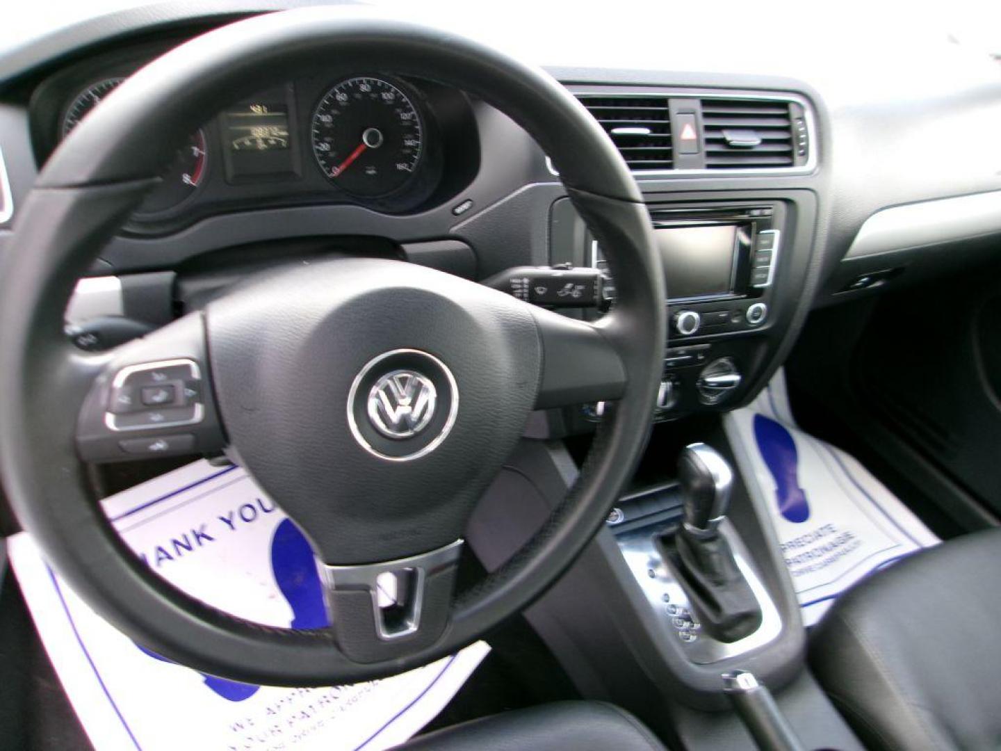 2011 BEIGE VOLKSWAGEN JETTA SEL (3VWLX7AJXBM) with an 2.5L engine, Automatic transmission, located at 501 E. Columbia St., Springfield, OH, 45503, (800) 262-7122, 39.925262, -83.801796 - *** New Tires *** SEL *** Leather *** Moonroof *** 2.5L FWD *** Premium Audio *** Jay North Auto has offered hand picked vehicles since 1965! Our customer's enjoy a NO pressure buying experience with a small town feel. All of our vehicles get fully inspected and detailed. We are a preferred dea - Photo#13