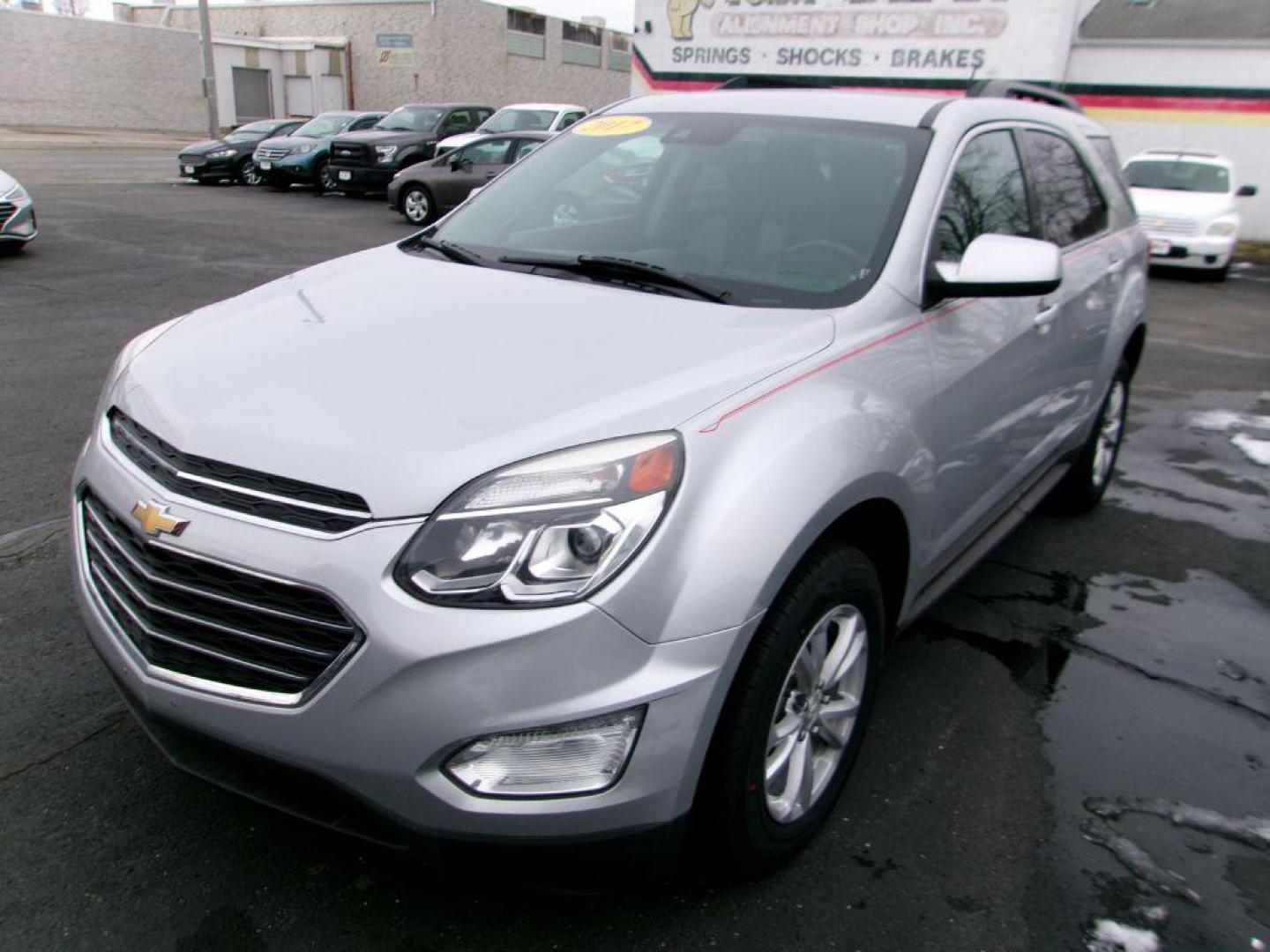 2017 SILVER CHEVROLET EQUINOX LT (2GNFLFEK6H6) with an 2.4L engine, Automatic transmission, located at 501 E. Columbia St., Springfield, OH, 45503, (800) 262-7122, 39.925262, -83.801796 - Photo#3
