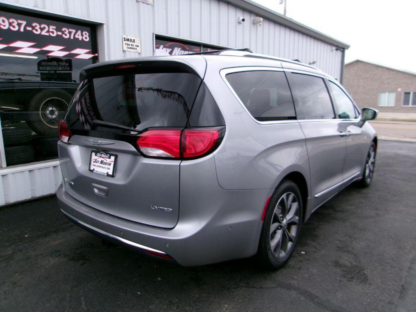 2017 SILVER CHRYSLER PACIFICA LIMITED (2C4RC1GG3HR) with an 3.6L engine, Automatic transmission, located at 501 E. Columbia St., Springfield, OH, 45503, (800) 262-7122, 39.925262, -83.801796 - ***Clean Carfax***Limited***New Rear Brakes***Lane Departue***Power Doors***Power Lift Gate***Serviced and Detailed*** Jay North Auto has offered hand picked vehicles since 1965! Our customer's enjoy a NO pressure buying experience with a small town feel. All of our vehicles get fully inspecte - Photo#3