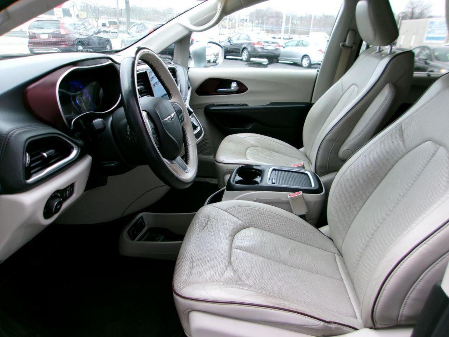 2017 SILVER CHRYSLER PACIFICA LIMITED (2C4RC1GG3HR) with an 3.6L engine, Automatic transmission, located at 501 E. Columbia St., Springfield, OH, 45503, (800) 262-7122, 39.925262, -83.801796 - ***Clean Carfax***Limited***New Rear Brakes***Lane Departue***Power Doors***Power Lift Gate***Serviced and Detailed*** Jay North Auto has offered hand picked vehicles since 1965! Our customer's enjoy a NO pressure buying experience with a small town feel. All of our vehicles get fully inspecte - Photo#8