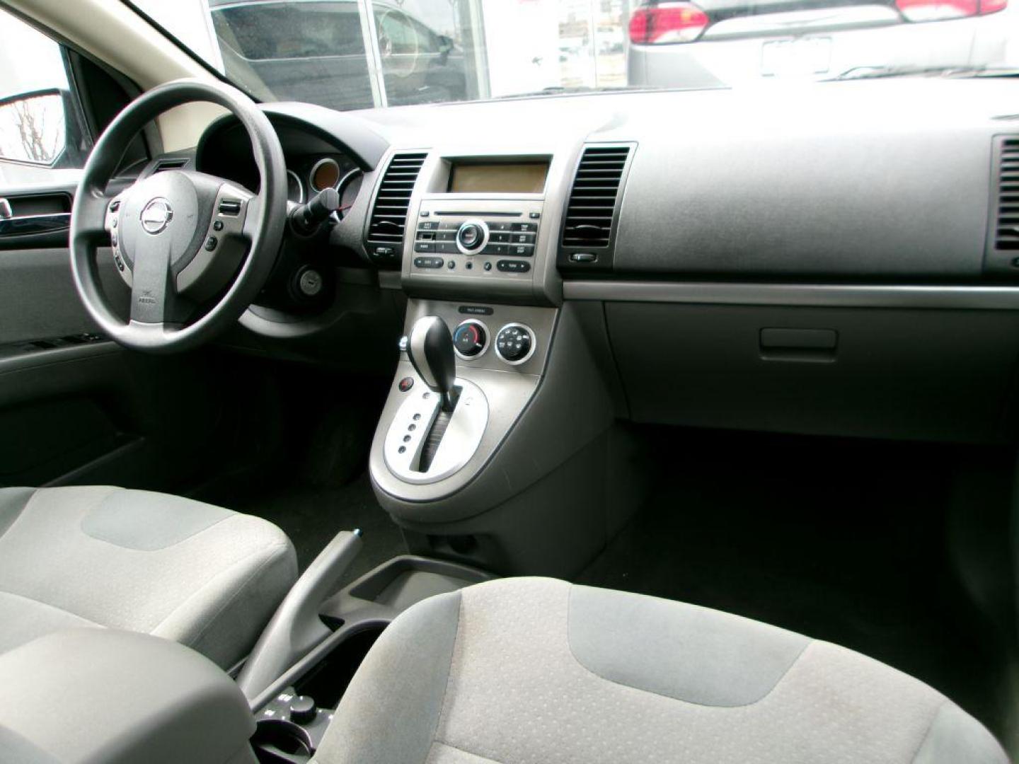 2009 BLACK NISSAN SENTRA 2.0 (3N1AB61E49L) with an 2.0L engine, Continuously Variable transmission, located at 501 E. Columbia St., Springfield, OH, 45503, (800) 262-7122, 39.925262, -83.801796 - Photo#15