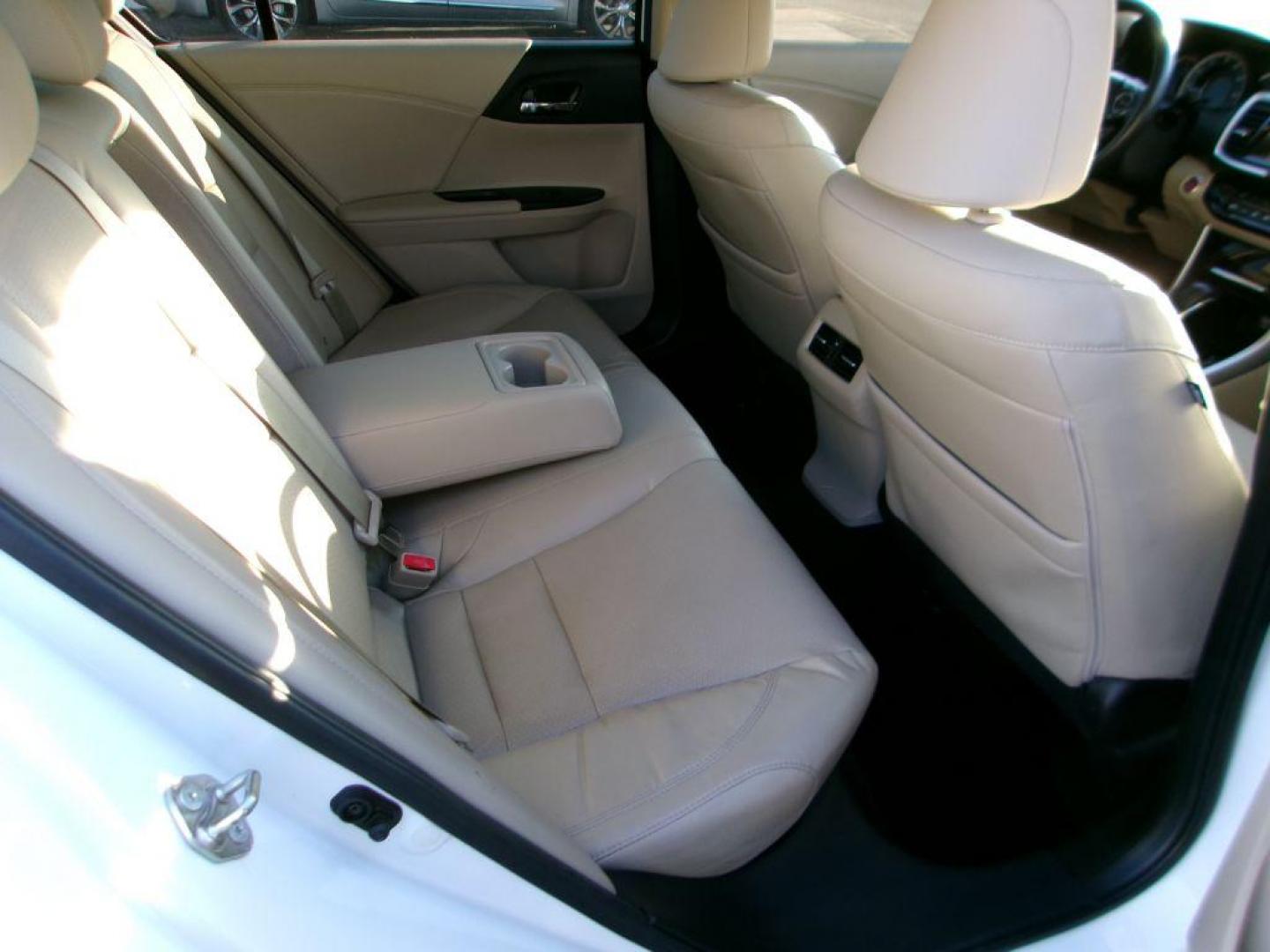 2017 WHITE HONDA ACCORD EXL (1HGCR3F0XHA) with an 3.5L engine, Automatic transmission, located at 501 E. Columbia St., Springfield, OH, 45503, (800) 262-7122, 39.925262, -83.801796 - *** New Tires *** EXL *** Navigation *** Moonroof *** Leather *** Serviced and Detailed *** Premium Audio *** NICE *** Jay North Auto has offered hand picked vehicles since 1965! Our customer's enjoy a NO pressure buying experience with a small town feel. All of our vehicles get fully inspected - Photo#4