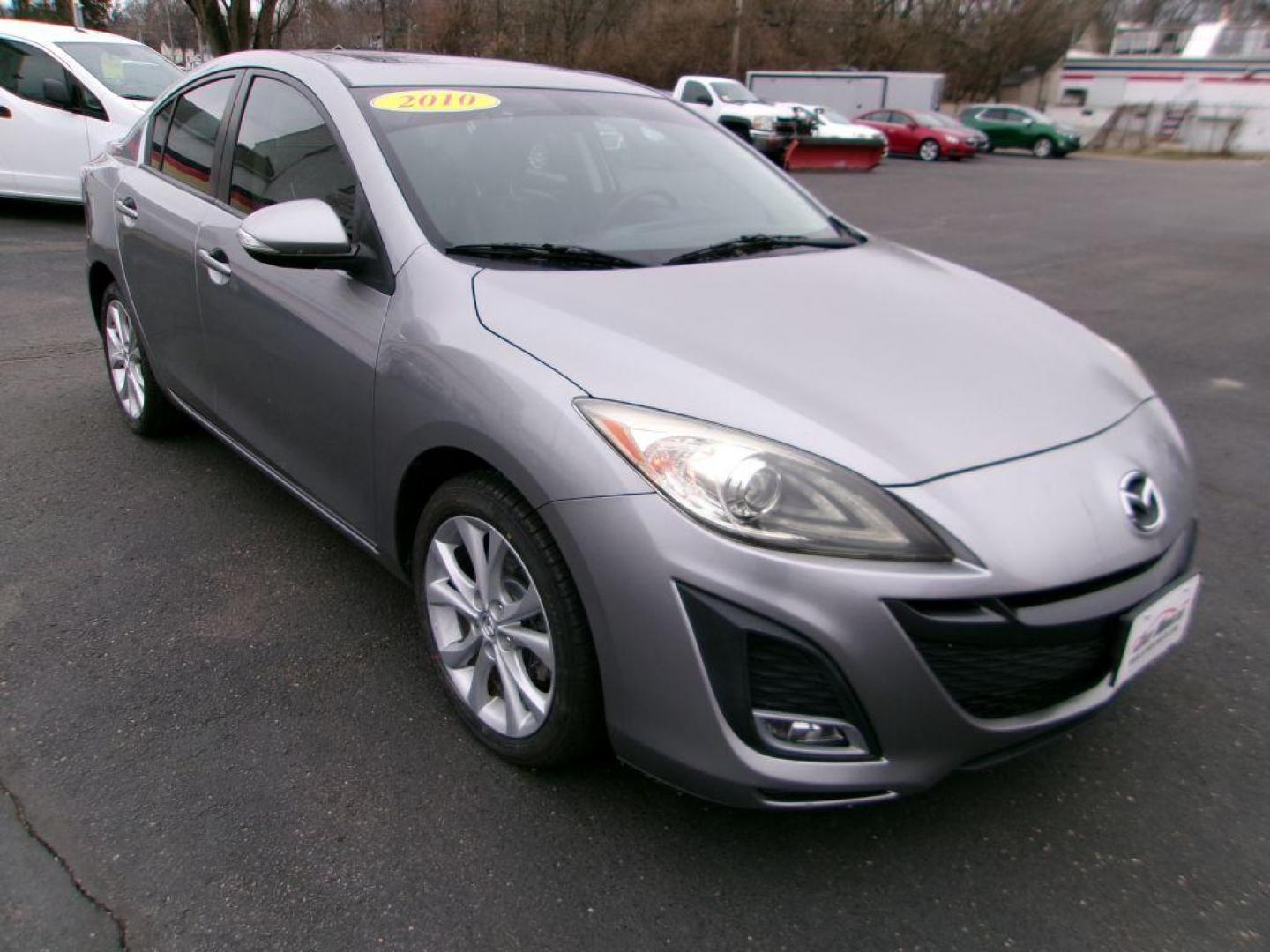 2010 GRAY MAZDA 3 GRAND TOURING (JM1BL1S54A1) with an 2.5L engine, Automatic transmission, located at 501 E. Columbia St., Springfield, OH, 45503, (800) 262-7122, 39.925262, -83.801796 - *** New Tires *** 1 Owner *** Clean CarFax w/ 48 Service Records *** Grand Touring *** Moonroof *** Leather *** Jay North Auto has offered hand picked vehicles since 1965! Our customer's enjoy a NO pressure buying experience with a small town feel. All of our vehicles get fully inspected and de - Photo#1