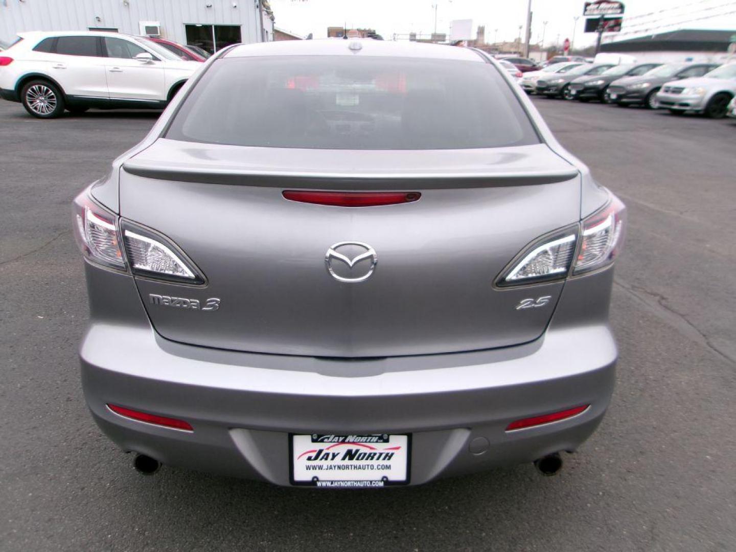2010 GRAY MAZDA 3 GRAND TOURING (JM1BL1S54A1) with an 2.5L engine, Automatic transmission, located at 501 E. Columbia St., Springfield, OH, 45503, (800) 262-7122, 39.925262, -83.801796 - *** New Tires *** 1 Owner *** Clean CarFax w/ 48 Service Records *** Grand Touring *** Moonroof *** Leather *** Jay North Auto has offered hand picked vehicles since 1965! Our customer's enjoy a NO pressure buying experience with a small town feel. All of our vehicles get fully inspected and de - Photo#5