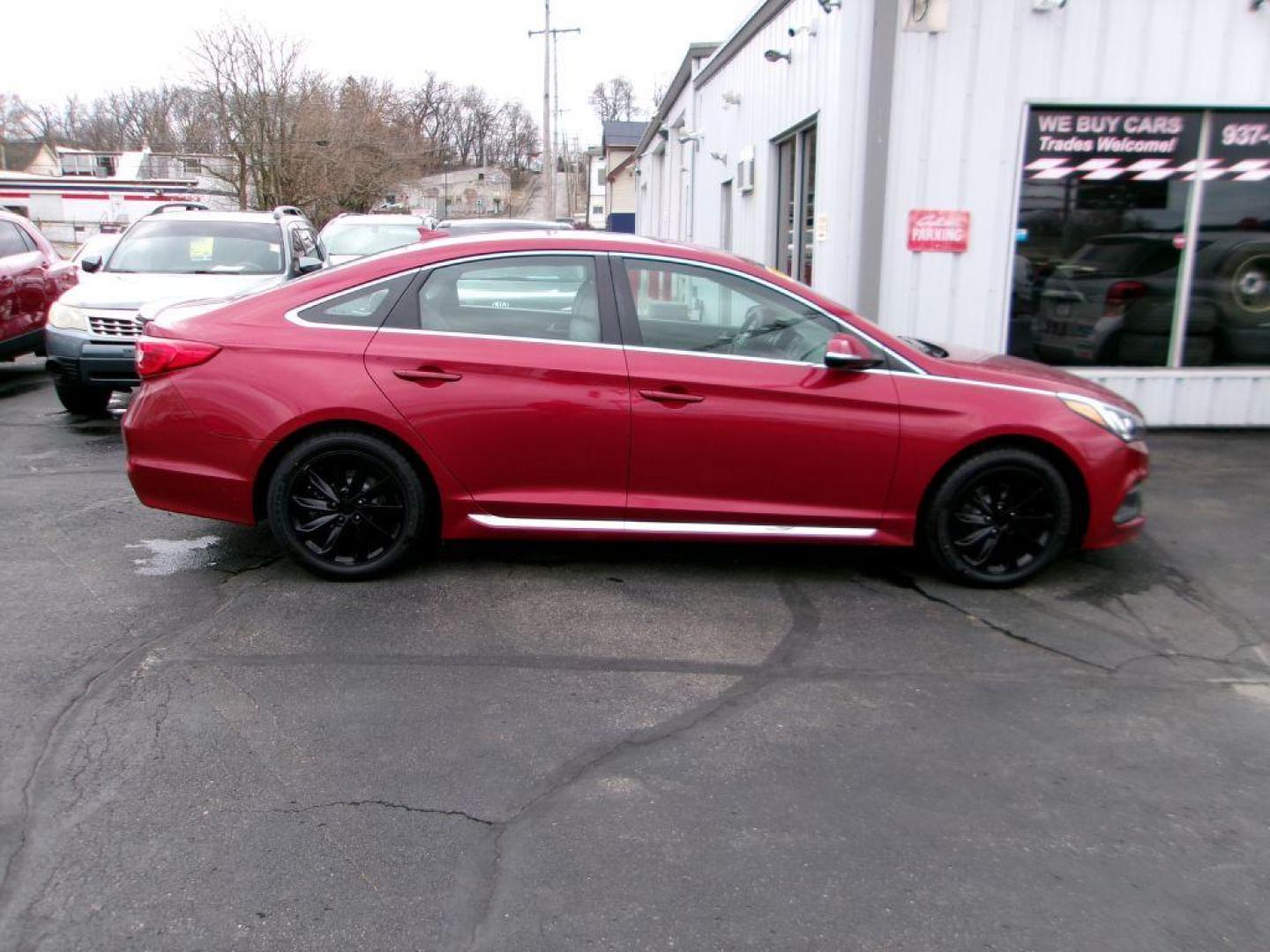2015 RED HYUNDAI SONATA SPORT (5NPE34AF4FH) with an 2.4L engine, Automatic transmission, located at 501 E. Columbia St., Springfield, OH, 45503, (800) 262-7122, 39.925262, -83.801796 - Photo#0