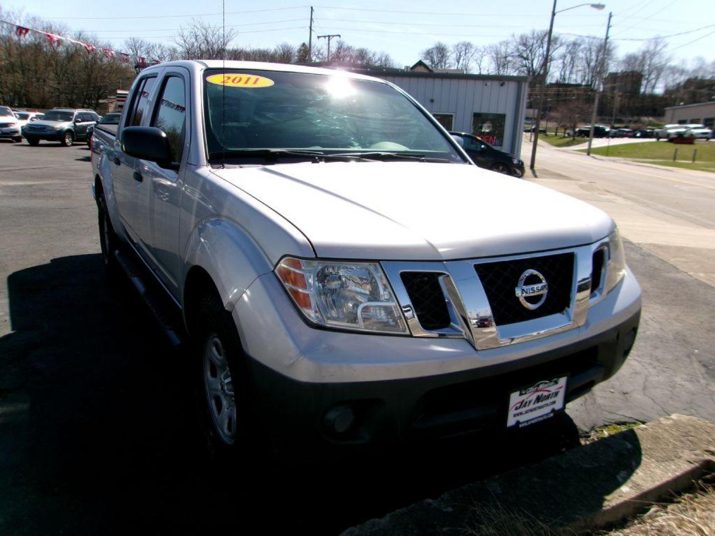 2011 SILVER NISSAN FRONTIER S (1N6AD0ER2BC) with an 4.0L engine, Automatic transmission, located at 501 E. Columbia St., Springfield, OH, 45503, (800) 262-7122, 39.925262, -83.801796 - Photo#2
