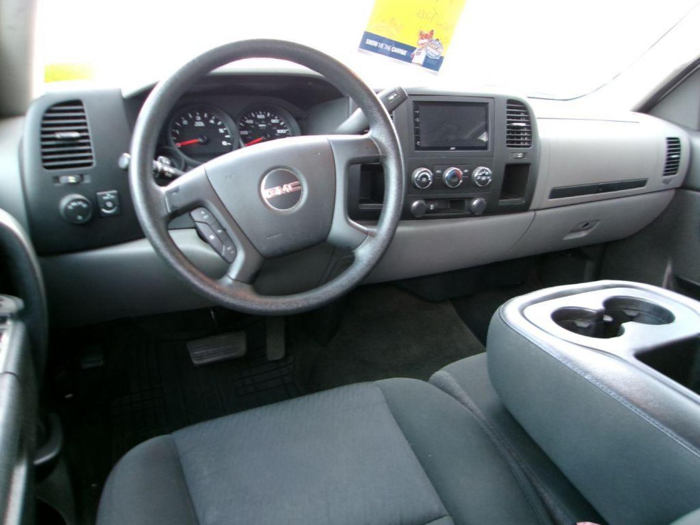 2012 GRAY GMC SIERRA 1500 CREW CAB (3GTP1UEA2CG) with an 4.8L engine, Automatic transmission, located at 501 E. Columbia St., Springfield, OH, 45503, (800) 262-7122, 39.925262, -83.801796 - Photo#7