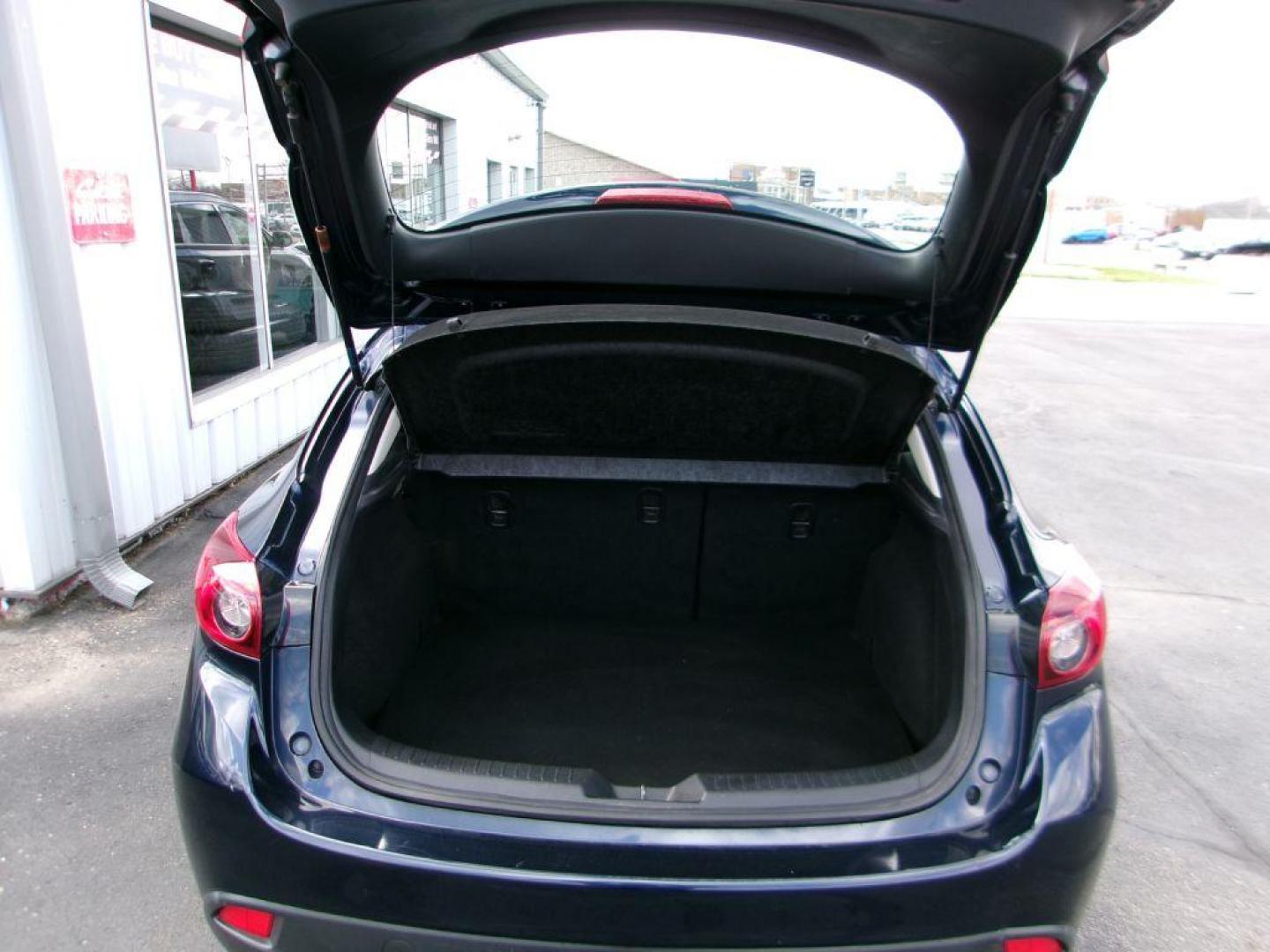 2014 BLUE MAZDA 3 TOURING (JM1BM1L73E1) with an 2.0L engine, Automatic transmission, located at 501 E. Columbia St., Springfield, OH, 45503, (800) 262-7122, 39.925262, -83.801796 - Photo#12