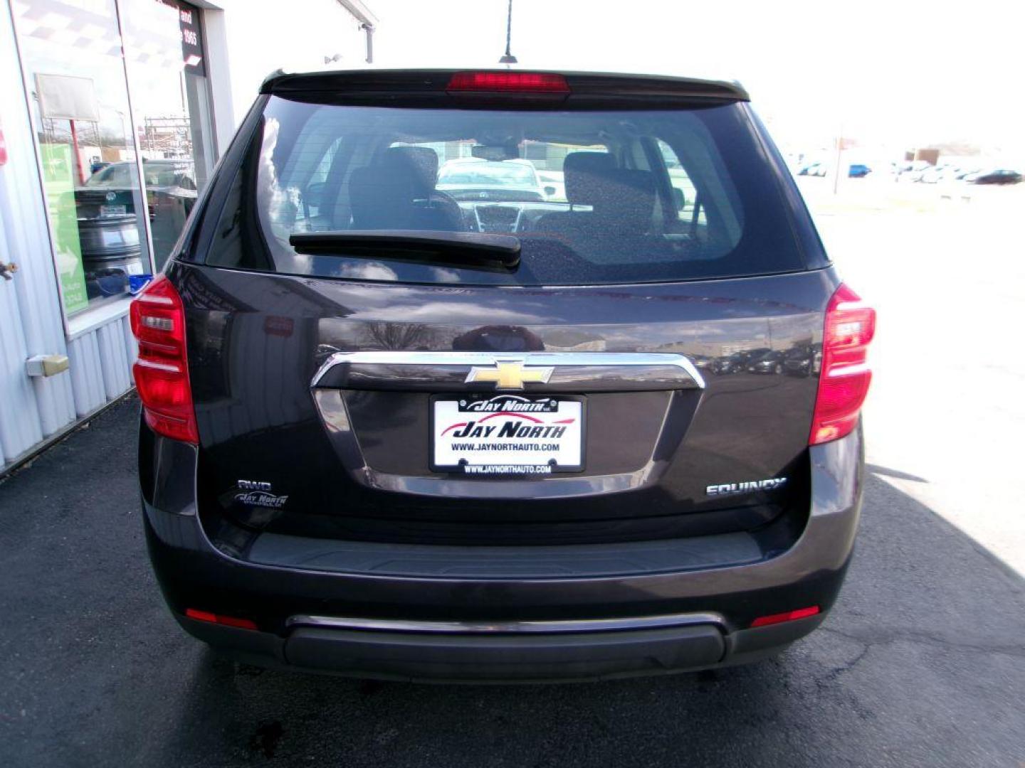 2016 GRAY CHEVROLET EQUINOX LS (2GNFLEEK7G6) with an 2.4L engine, Automatic transmission, located at 501 E. Columbia St., Springfield, OH, 45503, (800) 262-7122, 39.925262, -83.801796 - *** New Timing *** New Brakes *** Serviced and Detailed *** AWD *** Jay North Auto has offered hand picked vehicles since 1965! Our customer's enjoy a NO pressure buying experience with a small town feel. All of our vehicles get fully inspected and detailed. We are a preferred dealer for many lo - Photo#5
