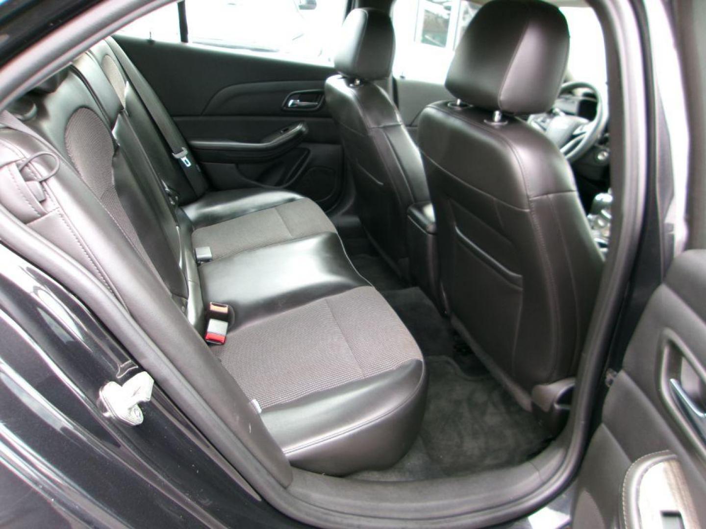2014 BLACK CHEVROLET MALIBU 1LT (1G11C5SL3EF) with an 2.5L engine, Automatic transmission, located at 501 E. Columbia St., Springfield, OH, 45503, (800) 262-7122, 39.925262, -83.801796 - Photo#12