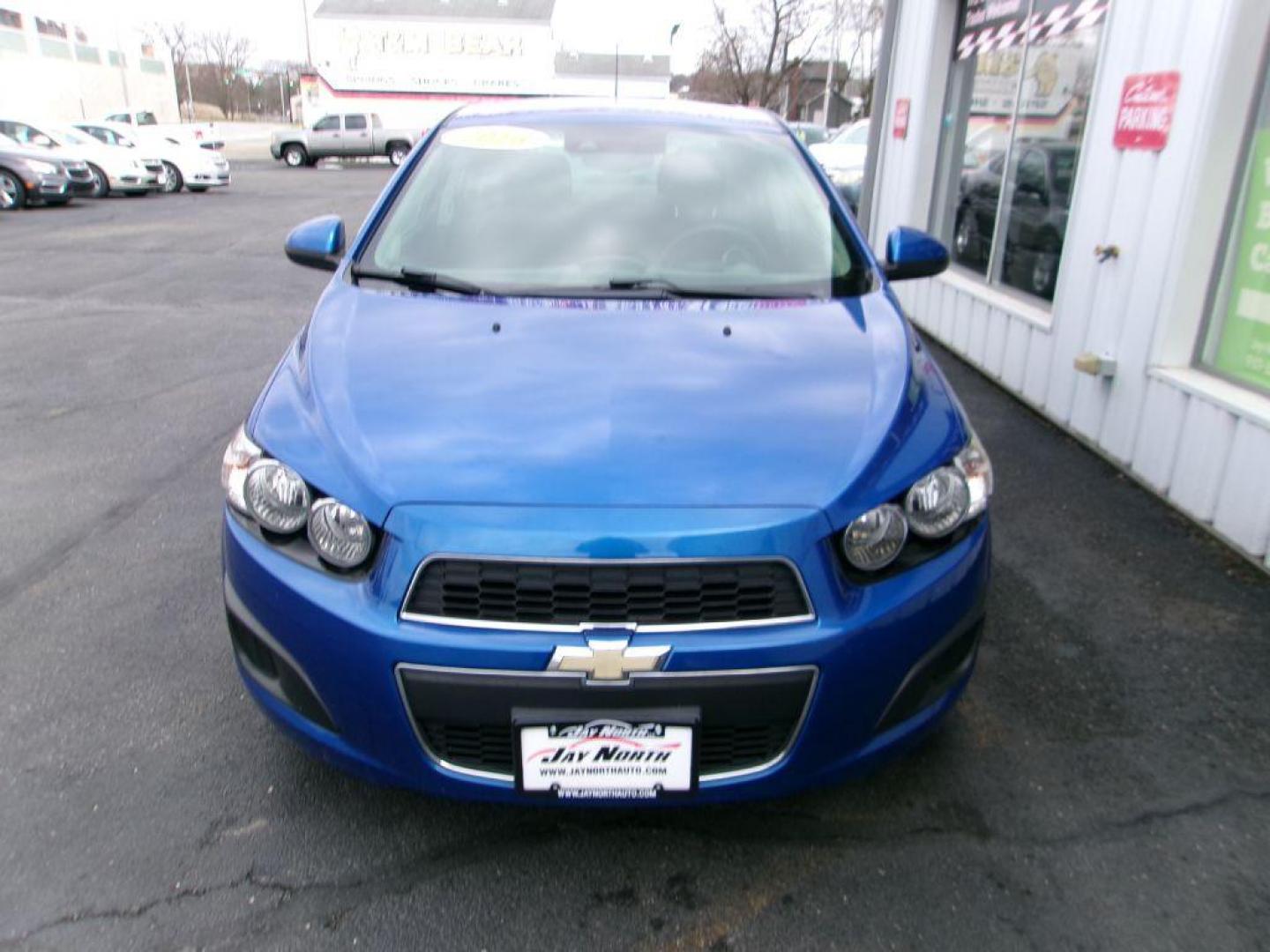 2016 BLUE CHEVROLET SONIC LT (1G1JC5SH5G4) with an 1.8L engine, Automatic transmission, located at 501 E. Columbia St., Springfield, OH, 45503, (800) 262-7122, 39.925262, -83.801796 - Photo#2