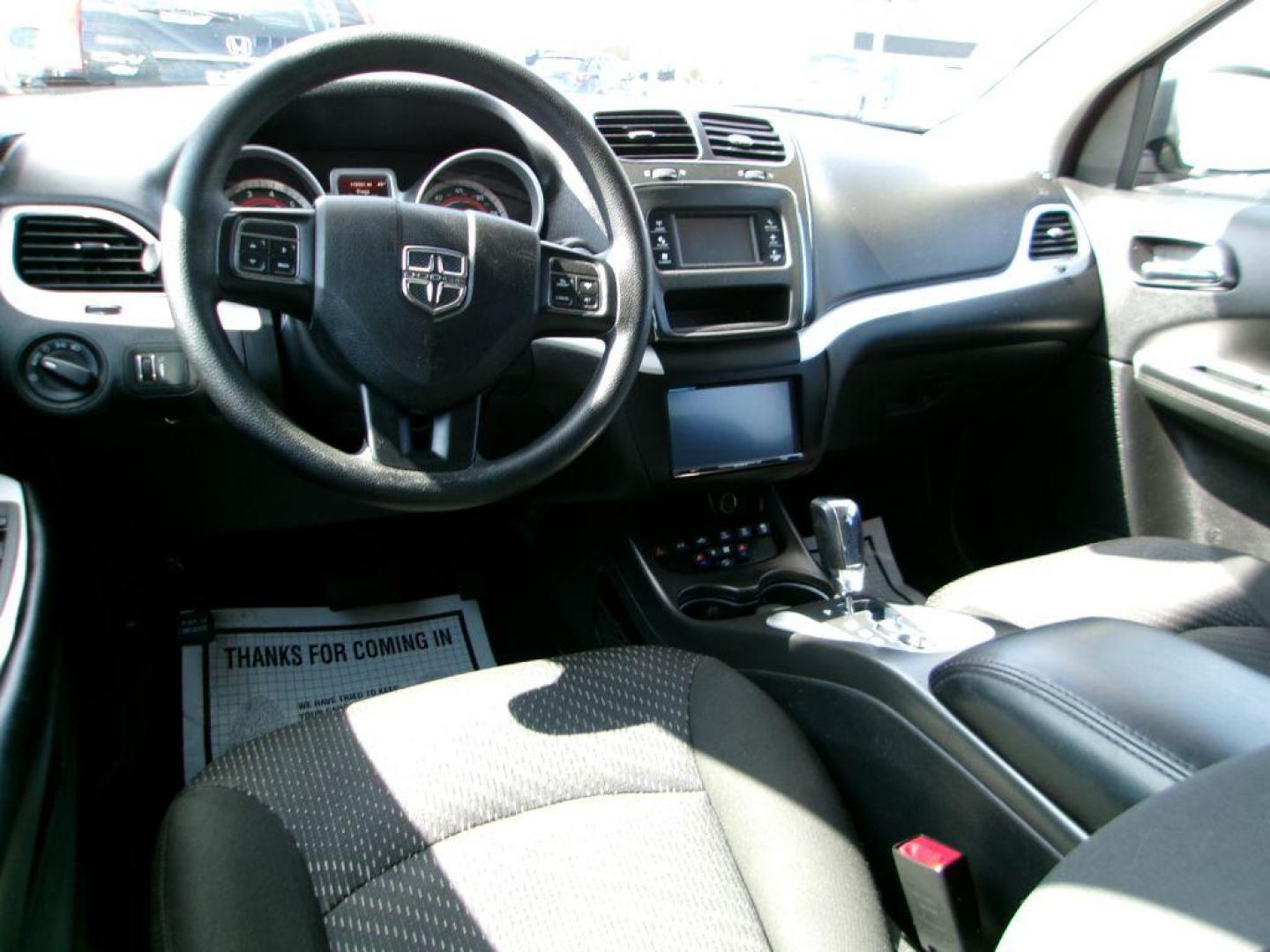 2019 BLACK DODGE JOURNEY SE (3C4PDCAB9KT) with an 2.4L engine, Automatic transmission, located at 501 E. Columbia St., Springfield, OH, 45503, (800) 262-7122, 39.925262, -83.801796 - Photo#9