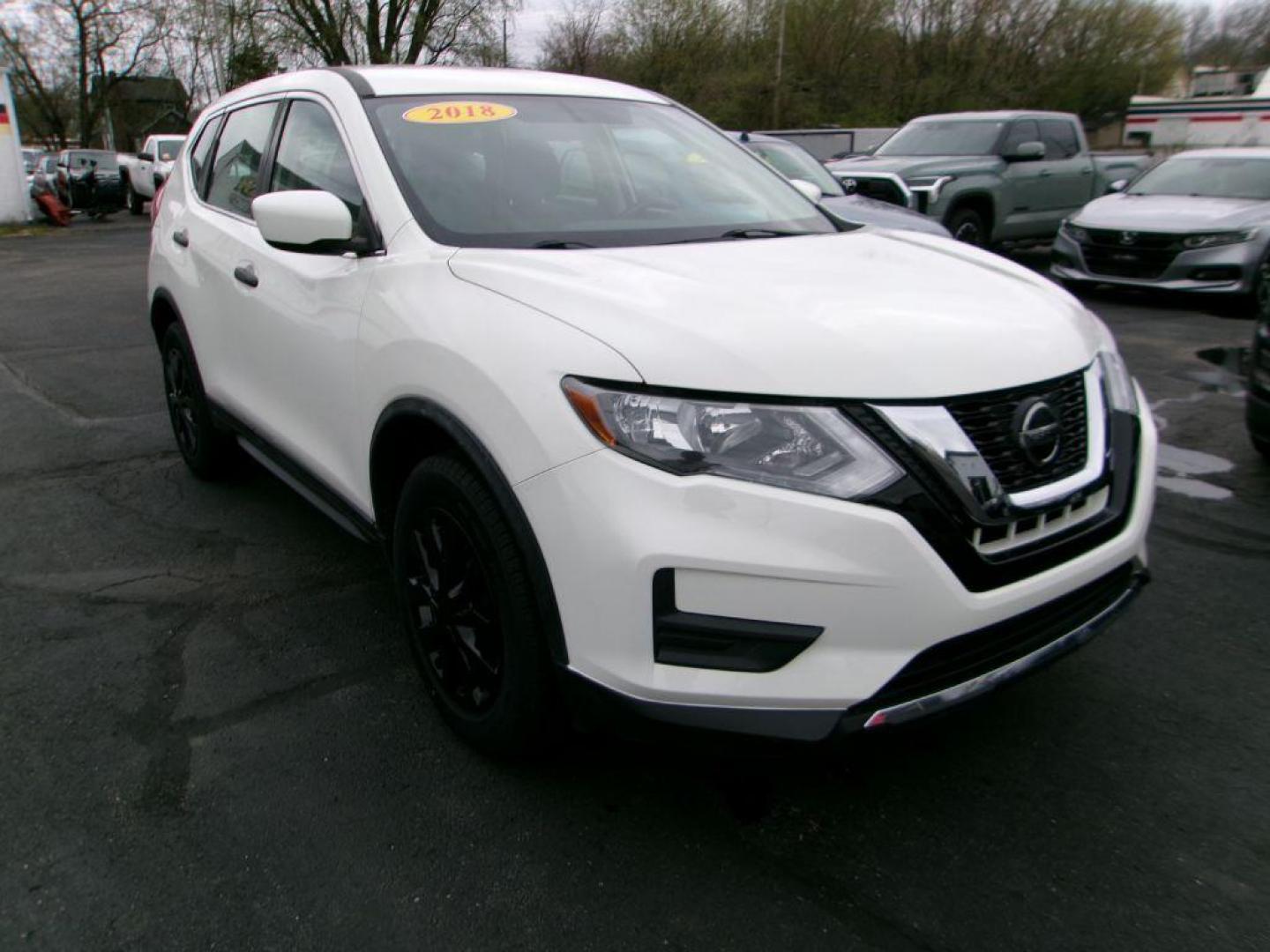 2018 WHITE NISSAN ROGUE S (5N1AT2MV7JC) with an 2.5L engine, Continuously Variable transmission, located at 501 E. Columbia St., Springfield, OH, 45503, (800) 262-7122, 39.925262, -83.801796 - Photo#2