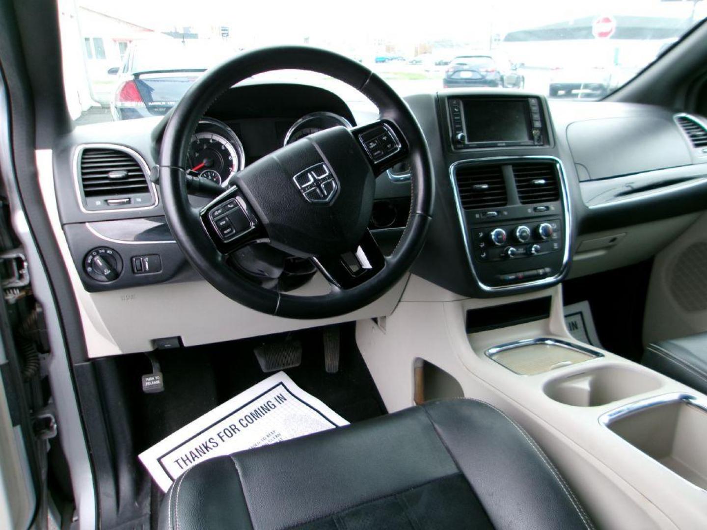 2018 SILVER DODGE GRAND CARAVAN SXT (2C4RDGCG0JR) with an 3.6L engine, Automatic transmission, located at 501 E. Columbia St., Springfield, OH, 45503, (800) 262-7122, 39.925262, -83.801796 - ***1-Owner***Clean Carfax***Power Doors***Power Lift Gate***Remote Start***Suede and Leather Seating***Serviced and Detailed*** Jay North Auto has offered hand picked vehicles since 1965! Our customer's enjoy a NO pressure buying experience with a small town feel. All of our vehicles get fully - Photo#9