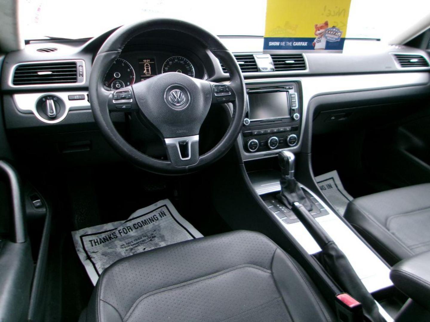 2012 SILVER VOLKSWAGEN PASSAT SE (1VWBH7A39CC) with an 2.5L engine, Automatic transmission, located at 501 E. Columbia St., Springfield, OH, 45503, (800) 262-7122, 39.925262, -83.801796 - Photo#7