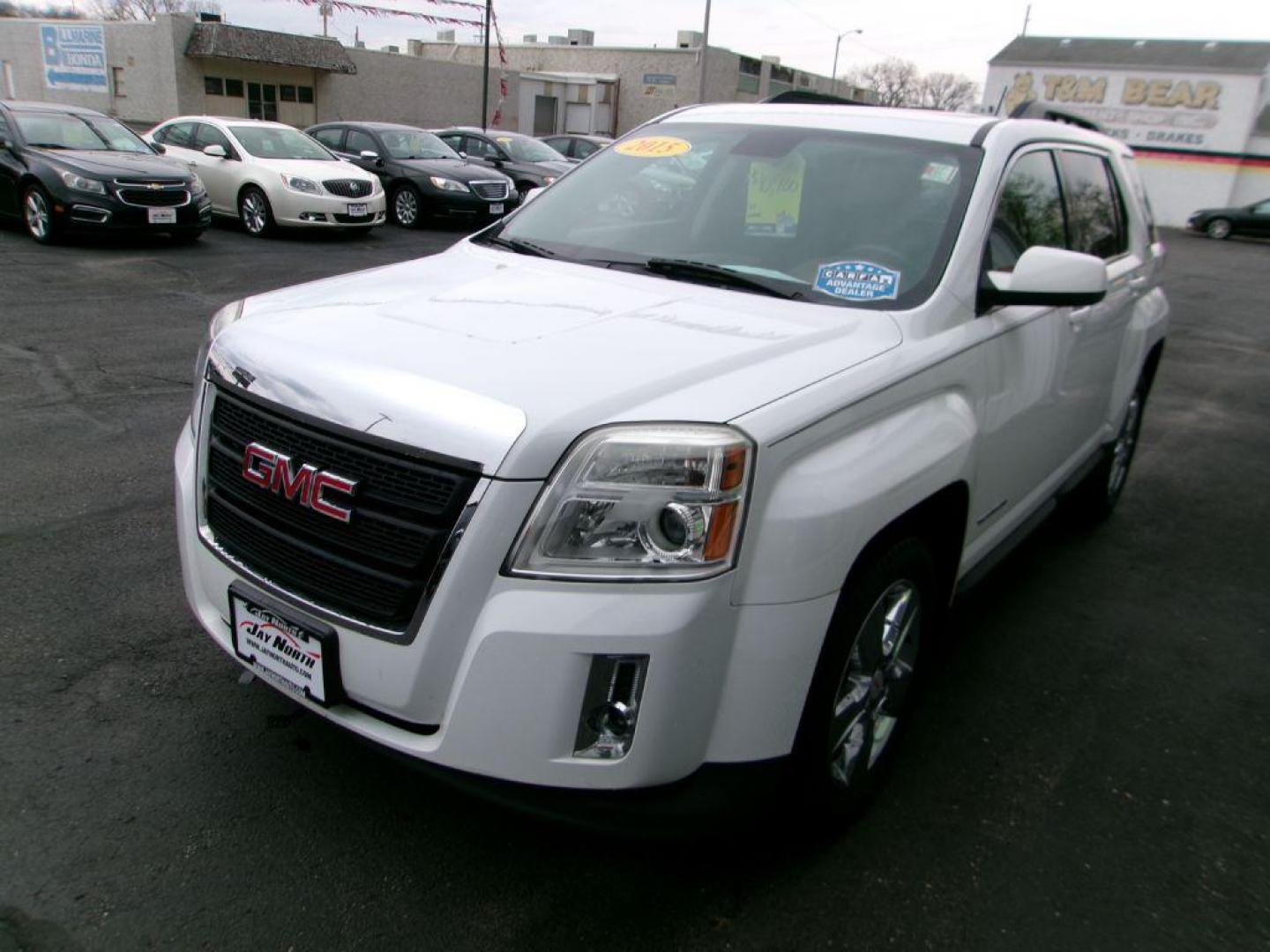 2015 WHITE GMC TERRAIN SLT (2GKFLXEKXF6) with an 2.4L engine, Automatic transmission, located at 501 E. Columbia St., Springfield, OH, 45503, (800) 262-7122, 39.925262, -83.801796 - *** AWD *** Leather *** Moonroof *** SLT *** Pioneer Audio *** Remote Start *** Serviced and Detailed *** Jay North Auto has offered hand picked vehicles since 1965! Our customer's enjoy a NO pressure buying experience with a small town feel. All of our vehicles get fully inspected and detailed - Photo#3