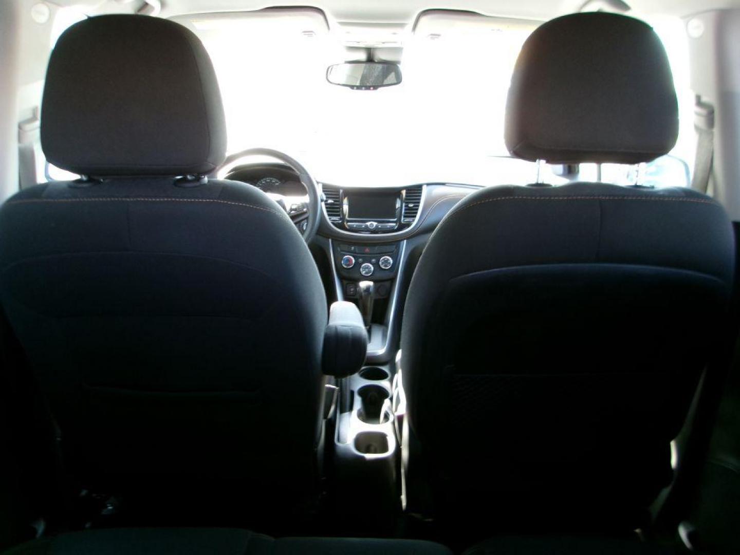 2020 GRAY CHEVROLET TRAX LS (3GNCJKSB0LL) with an 1.4L engine, Automatic transmission, located at 501 E. Columbia St., Springfield, OH, 45503, (800) 262-7122, 39.925262, -83.801796 - Photo#7