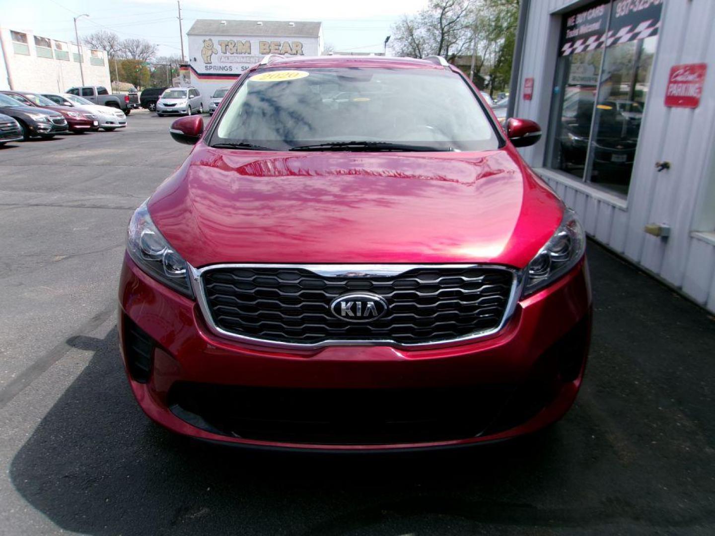2020 RED KIA SORENTO LX CONVENIENCE (5XYPGDA39LG) with an 2.4L engine, Automatic transmission, located at 501 E. Columbia St., Springfield, OH, 45503, (800) 262-7122, 39.925262, -83.801796 - ***AWD***Android Auto and Apple CarPlay***Blind Spot***3rd Row Seating***New Front Brake Pads and Rotors***Serviced and Detailed*** Jay North Auto has offered hand picked vehicles since 1965! Our customer's enjoy a NO pressure buying experience with a small town feel. All of our vehicles get - Photo#1