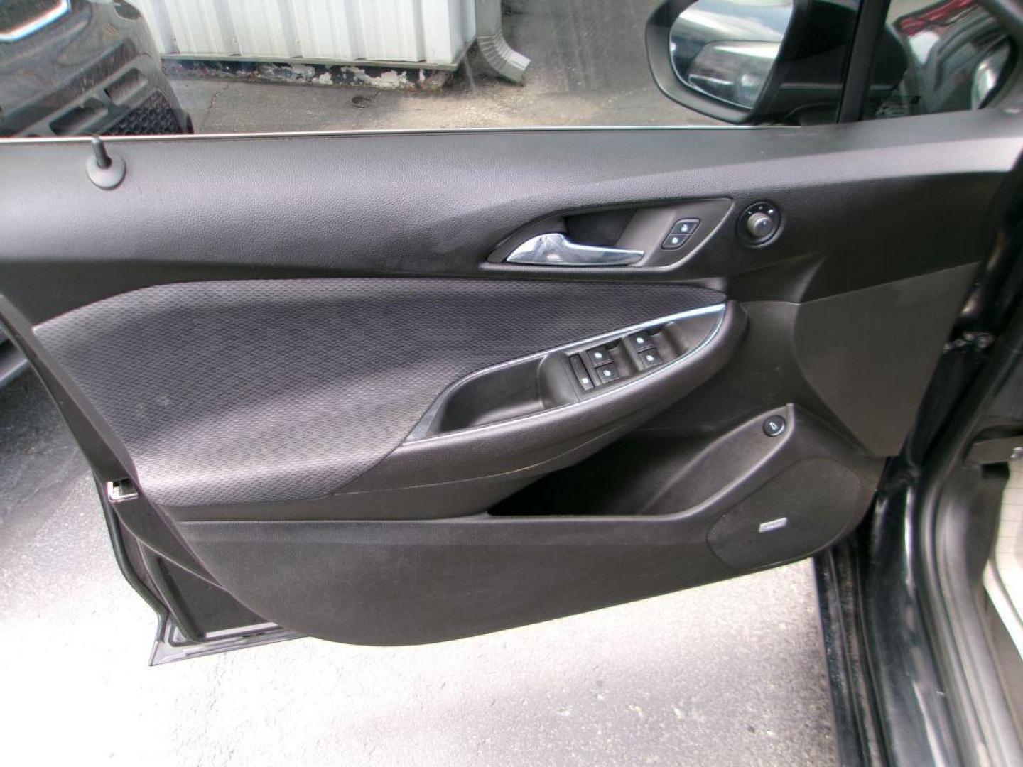 2018 BLACK CHEVROLET CRUZE LT (1G1BE5SM3J7) with an 1.4L engine, Automatic transmission, located at 501 E. Columbia St., Springfield, OH, 45503, (800) 262-7122, 39.925262, -83.801796 - ***Clean Carfax***LT***New Front and Rear Brake Pads and Rotors***Moonroof***Serviced and Detailed*** Jay North Auto has offered hand picked vehicles since 1965! Our customer's enjoy a NO pressure buying experience with a small town feel. All of our vehicles get fully inspected and detailed. W - Photo#7