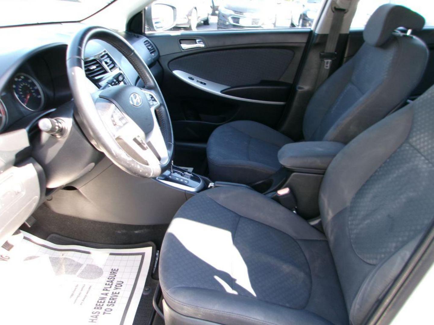 2013 SILVER HYUNDAI ACCENT SE (KMHCU5AE6DU) with an 1.6L engine, Automatic transmission, located at 501 E. Columbia St., Springfield, OH, 45503, (800) 262-7122, 39.925262, -83.801796 - ***Clean Carfax***SE***New Tires***Sunroof***New Front Pads and Rotors***Serviced and Detailed*** Jay North Auto has offered hand picked vehicles since 1965! Our customer's enjoy a NO pressure buying experience with a small town feel. All of our vehicles get fully inspected and detailed. We ar - Photo#8