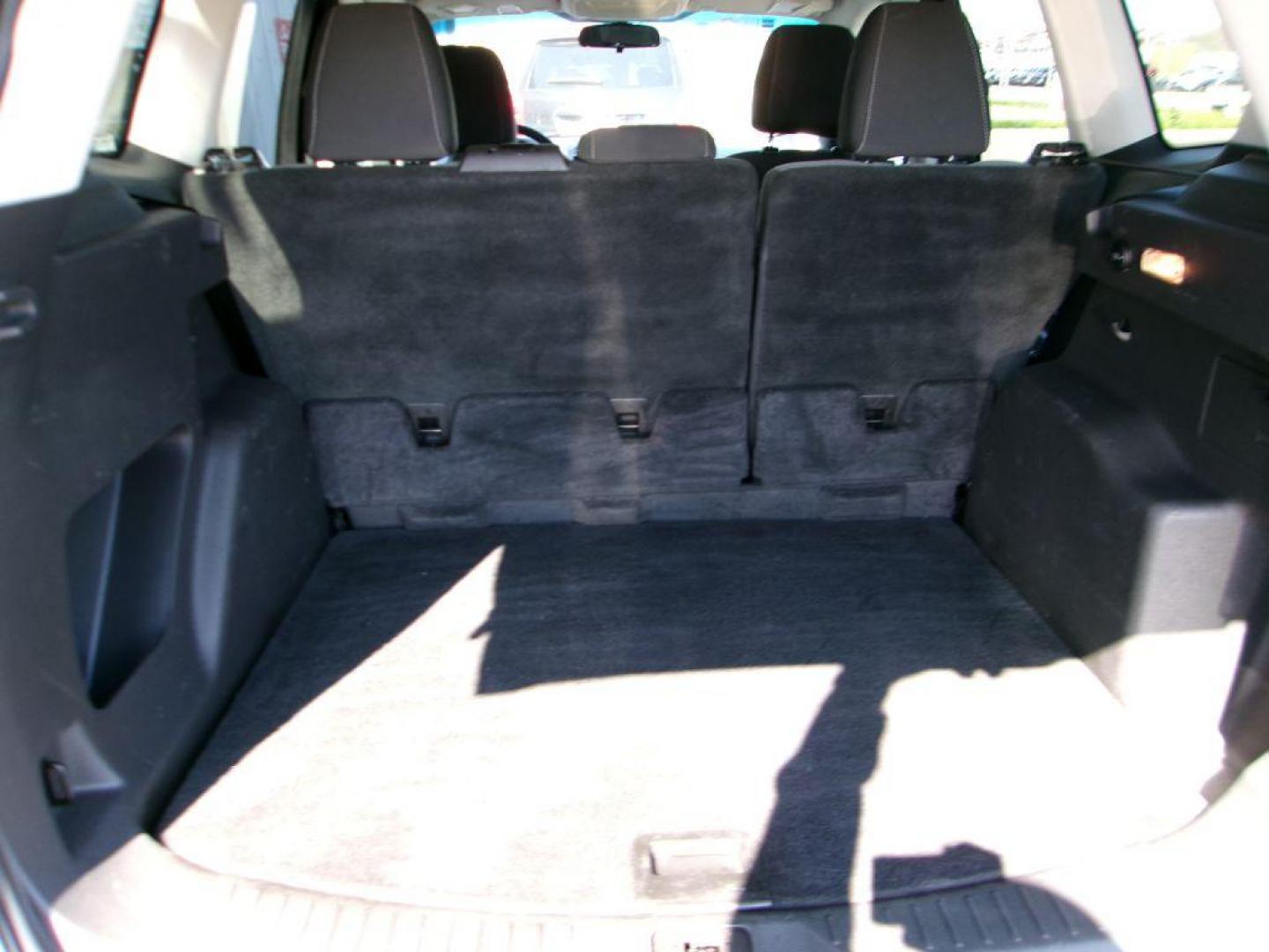 2015 BLACK FORD ESCAPE SE (1FMCU0G72FU) with an 2.5L engine, Automatic transmission, located at 501 E. Columbia St., Springfield, OH, 45503, (800) 262-7122, 39.925262, -83.801796 - ***New Tires***New Front and Rear Brake Pads and Rotors***New Battery***New Spark Plugs***Serviced and Detailed*** Jay North Auto has offered hand picked vehicles since 1965! Our customer's enjoy a NO pressure buying experience with a small town feel. All of our vehicles get fully inspected an - Photo#12
