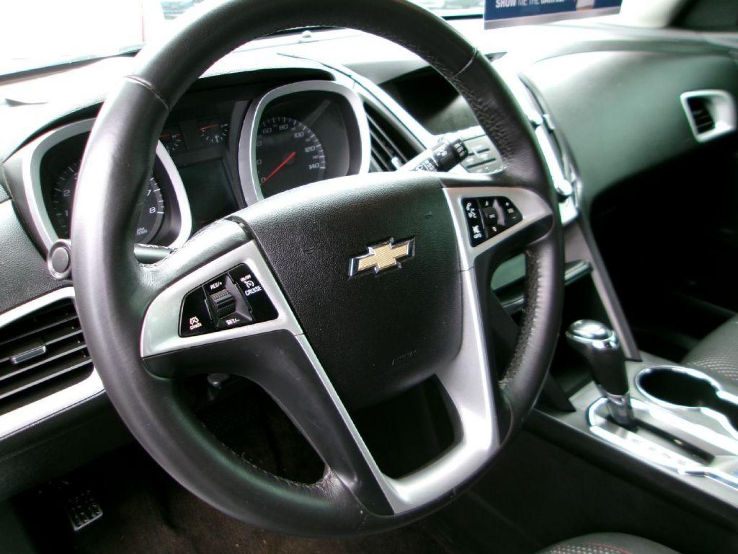 2016 WHITE CHEVROLET EQUINOX LT (2GNALCEKXG6) with an 2.4L engine, Automatic transmission, located at 501 E. Columbia St., Springfield, OH, 45503, (800) 262-7122, 39.925262, -83.801796 - *** Clean CarFax *** Serviced and Detailed *** FWD *** LT *** Remote Start *** Moonroof *** NICE *** Jay North Auto has offered hand picked vehicles since 1965! Our customer's enjoy a NO pressure buying experience with a small town feel. All of our vehicles get fully inspected and detailed. We - Photo#10