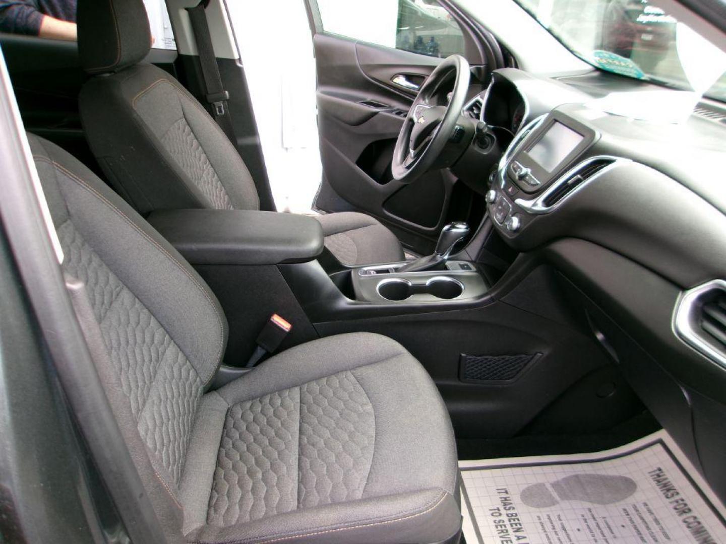 2018 GRAY CHEVROLET EQUINOX LT (2GNAXSEV3J6) with an 1.5L engine, Automatic transmission, located at 501 E. Columbia St., Springfield, OH, 45503, (800) 262-7122, 39.925262, -83.801796 - ***Clean Carfax***AWD***New Battery***LT***Serviced and Detailed*** Jay North Auto has offered hand picked vehicles since 1965! Our customer's enjoy a NO pressure buying experience with a small town feel. All of our vehicles get fully inspected and detailed. We are a preferred dealer for many lo - Photo#14