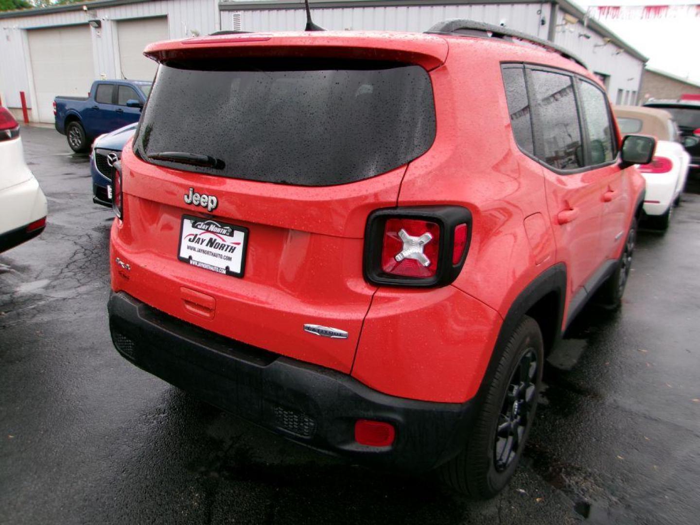 2021 ORANGE JEEP RENEGADE LATITUDE (ZACNJDBB0MP) with an 2.4L engine, Automatic transmission, located at 501 E. Columbia St., Springfield, OH, 45503, (800) 262-7122, 39.925262, -83.801796 - *** 1 Owner *** Clean CarFax w/ good service history *** Latitude 4wd *** NICE *** Serviced and Detailed *** Jay North Auto has offered hand picked vehicles since 1965! Our customer's enjoy a NO pressure buying experience with a small town feel. All of our vehicles get fully inspected and detai - Photo#5