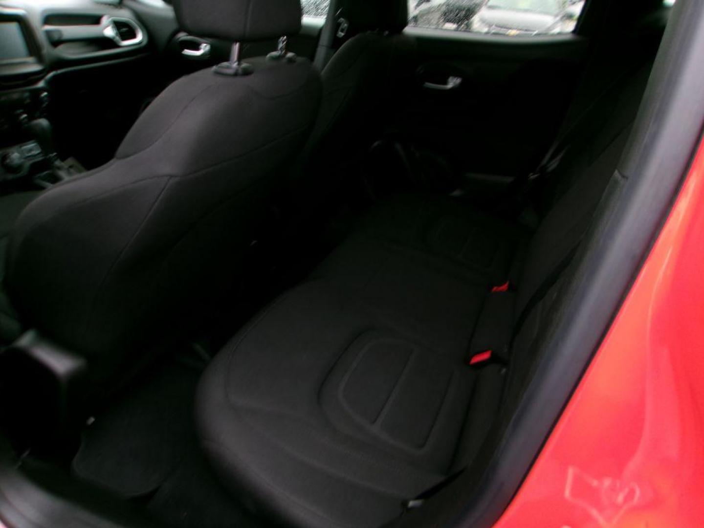 2021 ORANGE JEEP RENEGADE LATITUDE (ZACNJDBB0MP) with an 2.4L engine, Automatic transmission, located at 501 E. Columbia St., Springfield, OH, 45503, (800) 262-7122, 39.925262, -83.801796 - *** 1 Owner *** Clean CarFax w/ good service history *** Latitude 4wd *** NICE *** Serviced and Detailed *** Jay North Auto has offered hand picked vehicles since 1965! Our customer's enjoy a NO pressure buying experience with a small town feel. All of our vehicles get fully inspected and detai - Photo#8