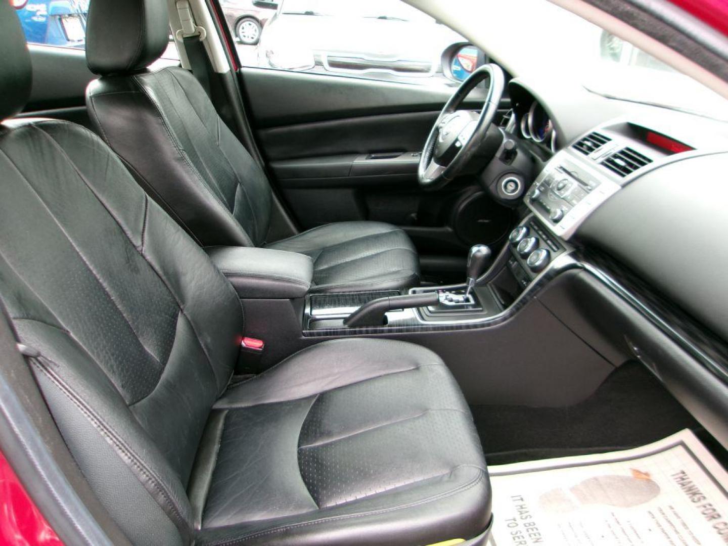 2010 RED MAZDA 6 S GRAND TOURING (1YVHZ8CB9A5) with an 3.7L engine, Automatic transmission, located at 501 E. Columbia St., Springfield, OH, 45503, (800) 262-7122, 39.925262, -83.801796 - ***1-Owner***Clean Carfax***33 Service Records on Carfax***3.7L V6***Leather Seating***Sunroof***Bose Sound System***Super Clean!***Serviced and Detailed*** Jay North Auto has offered hand picked vehicles since 1965! Our customer's enjoy a NO pressure buying experience with a small town feel. Al - Photo#17