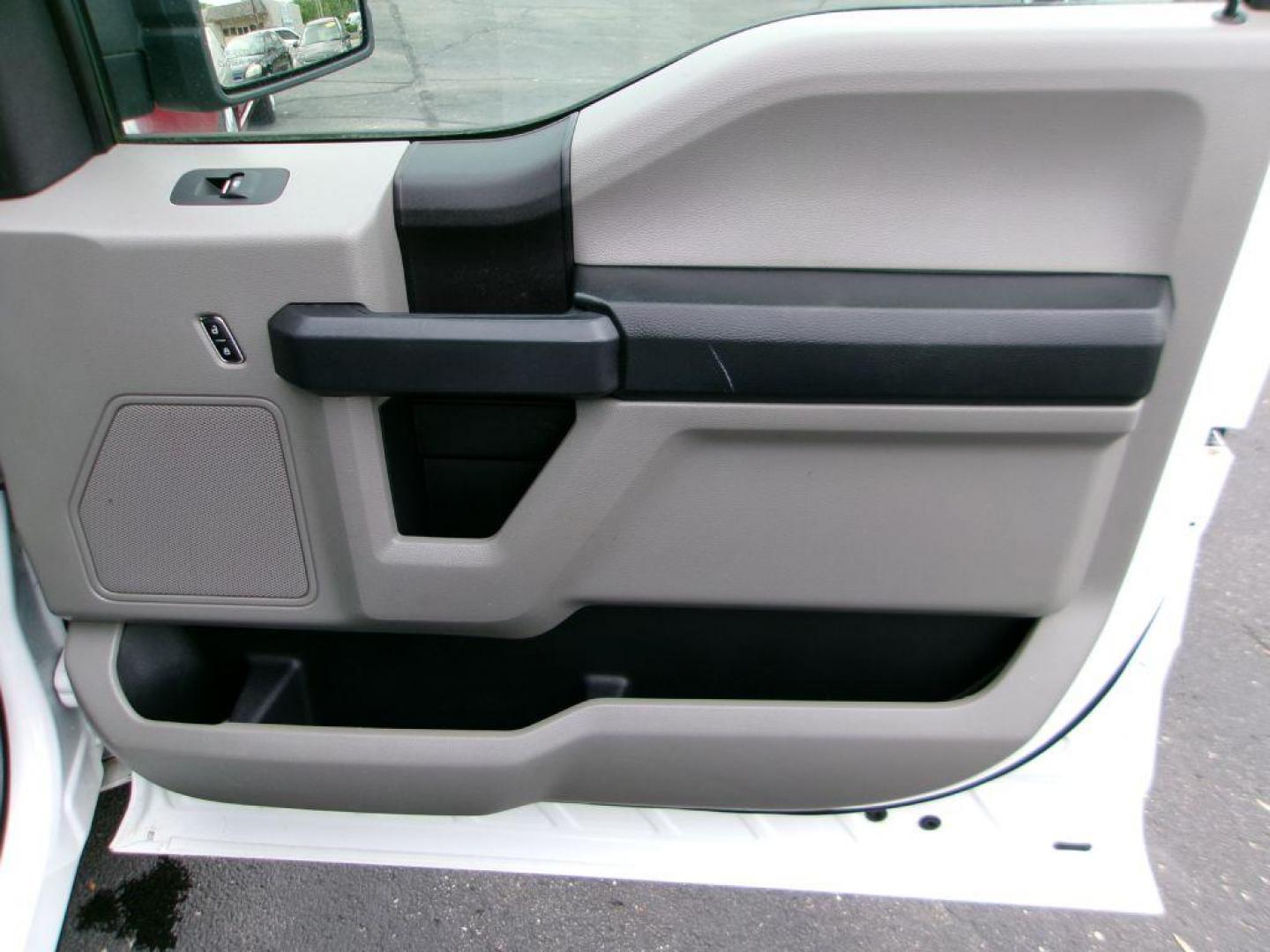 2016 WHITE FORD F150 XL (1FTMF1C80GF) with an 3.5L engine, Automatic transmission, located at 501 E. Columbia St., Springfield, OH, 45503, (800) 262-7122, 39.925262, -83.801796 - *** New Tires*** Power Windows and Locks *** XL *** 3.5L V6 *** Serviced and Detailed *** Bedliner *** Jay North Auto has offered hand picked vehicles since 1965! Our customer's enjoy a NO pressure buying experience with a small town feel. All of our vehicles get fully inspected and detailed. We - Photo#8