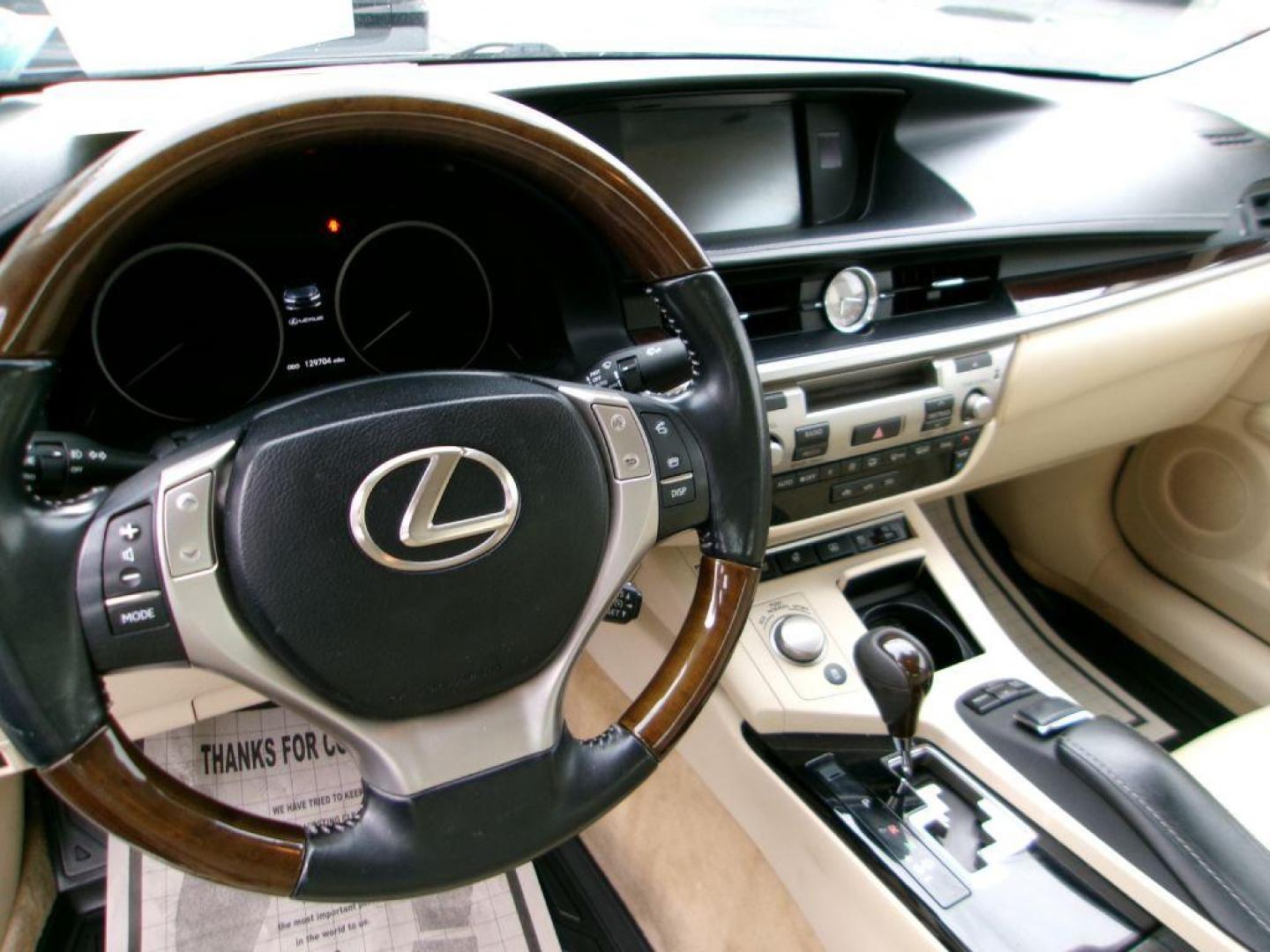 2013 BLUE LEXUS ES 350 (JTHBK1GG2D2) with an 3.5L engine, Automatic transmission, located at 501 E. Columbia St., Springfield, OH, 45503, (800) 262-7122, 39.925262, -83.801796 - *** 3.5L V6 *** Premium Audio w/ Navigation *** Moonroof *** Heated and Cooled Leather Seating *** Blind Spot *** Parking Assist ** Serviced and Detailed *** Lexus Quality #1 *** Jay North Auto has offered hand picked vehicles since 1965! Our customer's enjoy a NO pressure buying experience wit - Photo#9