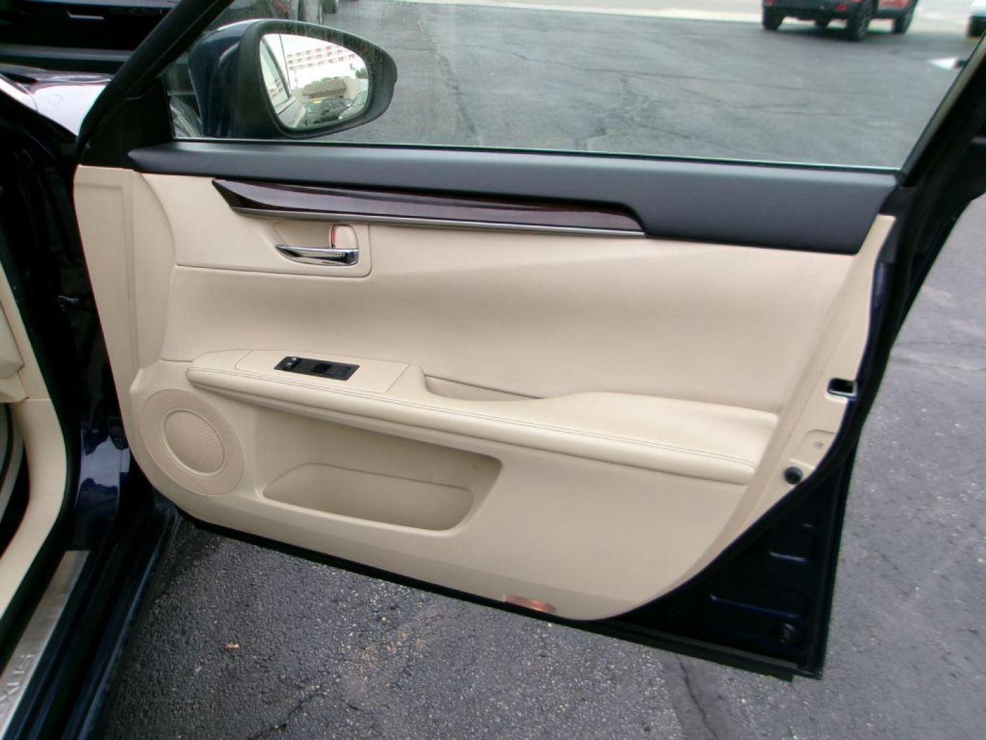 2013 BLUE LEXUS ES 350 (JTHBK1GG2D2) with an 3.5L engine, Automatic transmission, located at 501 E. Columbia St., Springfield, OH, 45503, (800) 262-7122, 39.925262, -83.801796 - *** 3.5L V6 *** Premium Audio w/ Navigation *** Moonroof *** Heated and Cooled Leather Seating *** Blind Spot *** Parking Assist ** Serviced and Detailed *** Lexus Quality #1 *** Jay North Auto has offered hand picked vehicles since 1965! Our customer's enjoy a NO pressure buying experience wit - Photo#11
