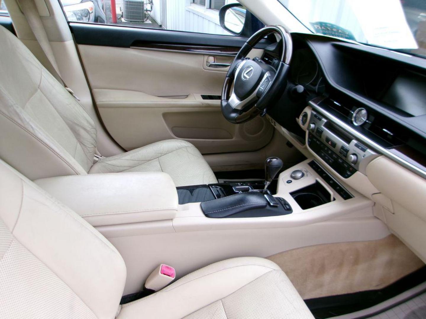 2013 BLUE LEXUS ES 350 (JTHBK1GG2D2) with an 3.5L engine, Automatic transmission, located at 501 E. Columbia St., Springfield, OH, 45503, (800) 262-7122, 39.925262, -83.801796 - *** 3.5L V6 *** Premium Audio w/ Navigation *** Moonroof *** Heated and Cooled Leather Seating *** Blind Spot *** Parking Assist ** Serviced and Detailed *** Lexus Quality #1 *** Jay North Auto has offered hand picked vehicles since 1965! Our customer's enjoy a NO pressure buying experience wit - Photo#12