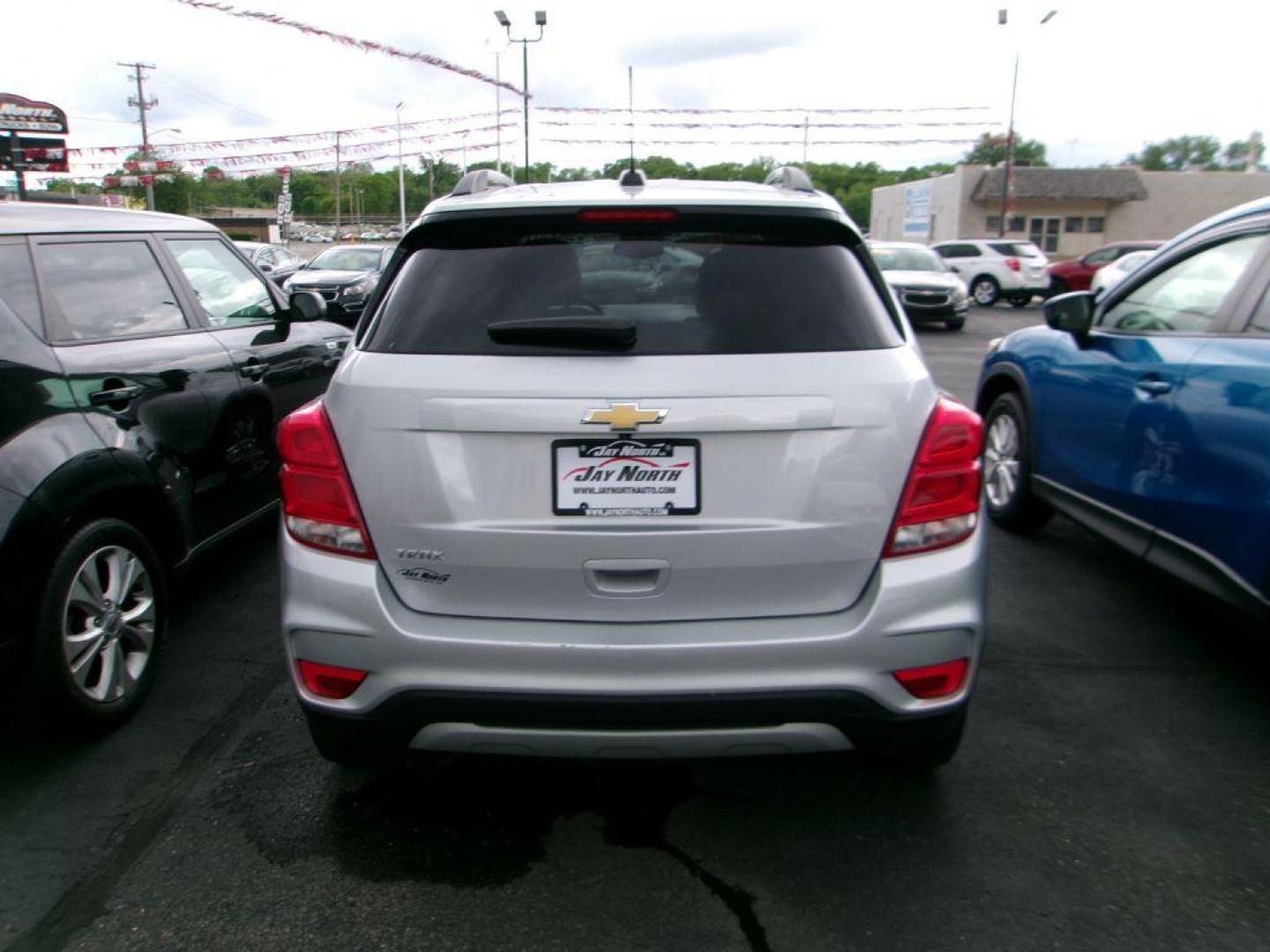 2021 SILVER CHEVROLET TRAX 1LT (KL7CJLSB6MB) with an 1.4L engine, Automatic transmission, located at 501 E. Columbia St., Springfield, OH, 45503, (800) 262-7122, 39.925262, -83.801796 - *** New Turbo *** New Converter *** Tune Up *** 1 Owner *** Remote Start *** LT *** Serviced and Detailed *** FWD *** Jay North Auto has offered hand picked vehicles since 1965! Our customer's enjoy a NO pressure buying experience with a small town feel. All of our vehicles get fully inspected - Photo#4