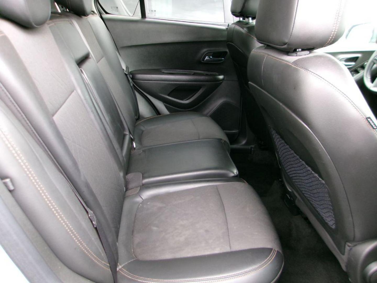 2021 SILVER CHEVROLET TRAX 1LT (KL7CJLSB6MB) with an 1.4L engine, Automatic transmission, located at 501 E. Columbia St., Springfield, OH, 45503, (800) 262-7122, 39.925262, -83.801796 - *** New Turbo *** New Converter *** Tune Up *** 1 Owner *** Remote Start *** LT *** Serviced and Detailed *** FWD *** Jay North Auto has offered hand picked vehicles since 1965! Our customer's enjoy a NO pressure buying experience with a small town feel. All of our vehicles get fully inspected - Photo#13