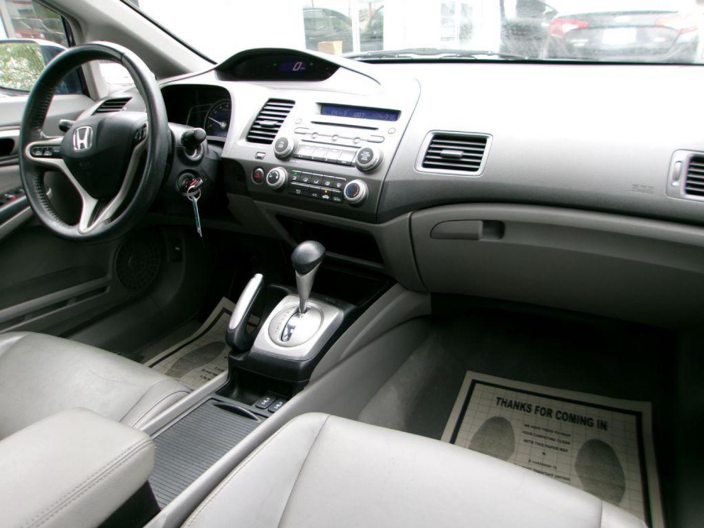 2011 BLUE HONDA CIVIC EXL (19XFA1F98BE) with an 1.8L engine, Automatic transmission, located at 501 E. Columbia St., Springfield, OH, 45503, (800) 262-7122, 39.925262, -83.801796 - ***New Front and Rear Pads and Rotors***New Battery***EXL***Leather Seating***Sunroof***Serviced and Detailed*** Jay North Auto has offered hand picked vehicles since 1965! Our customer's enjoy a NO pressure buying experience with a small town feel. All of our vehicles get fully inspected and de - Photo#18