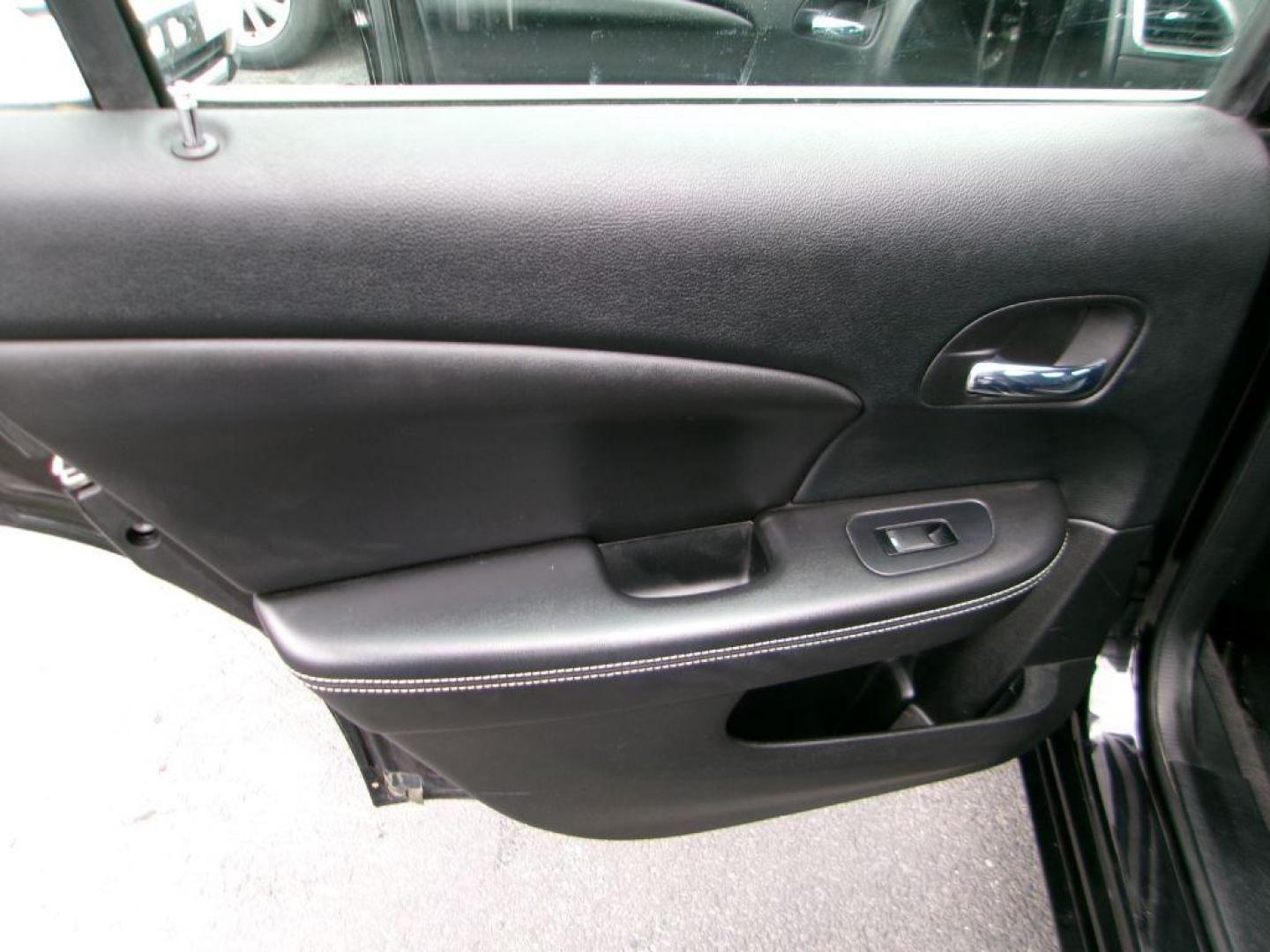2013 BLACK CHRYSLER 200 LIMITED (1C3CCBCG9DN) with an 3.6L engine, Automatic transmission, located at 501 E. Columbia St., Springfield, OH, 45503, (800) 262-7122, 39.925262, -83.801796 - *** New Battery *** New Brakes *** Serviced and Detailed *** Limited V6 *** Leather *** Clean CarFax w/ many service records *** Jay North Auto has offered hand picked vehicles since 1965! Our customer's enjoy a NO pressure buying experience with a small town feel. All of our vehicles get fully - Photo#9